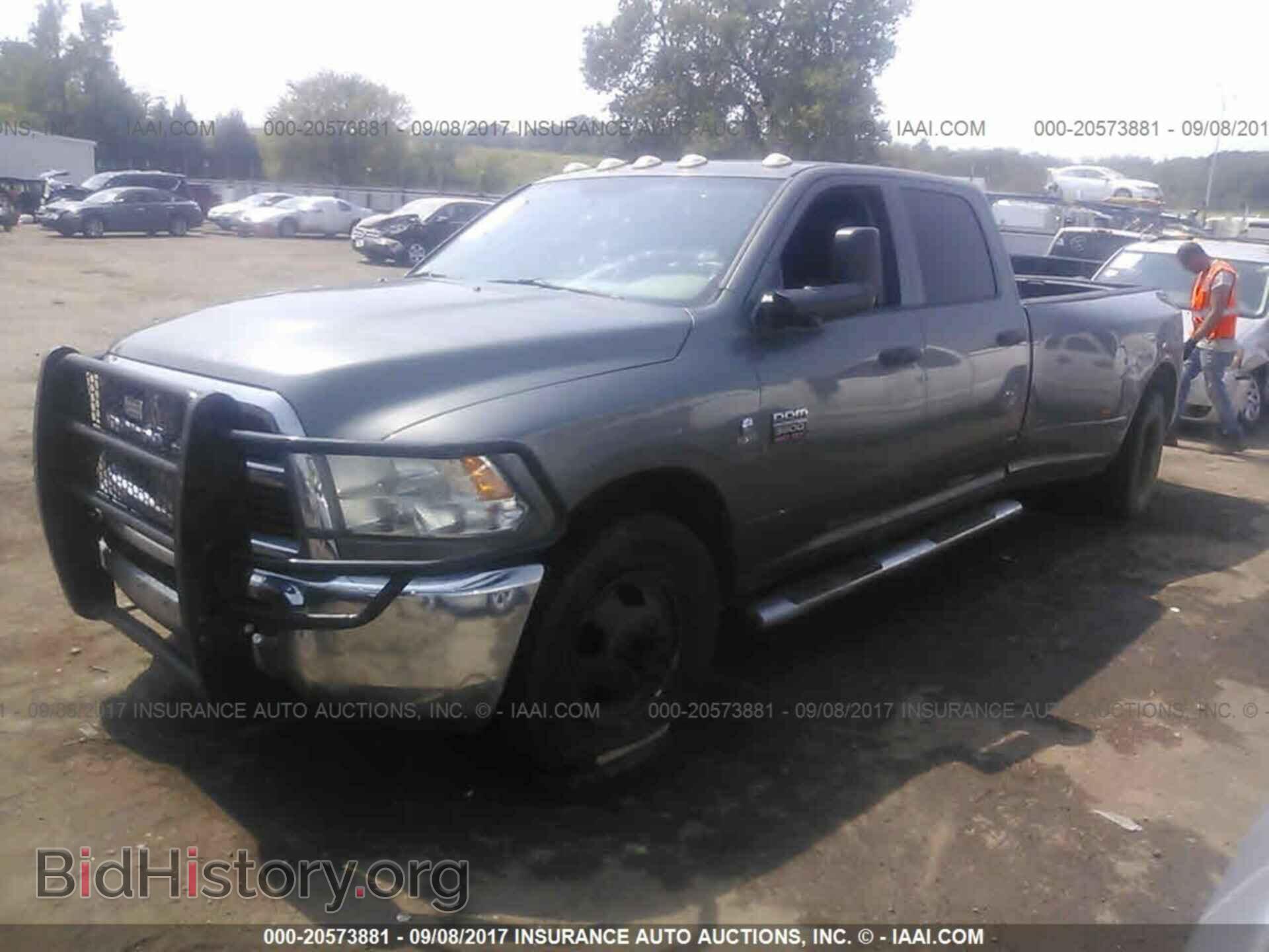 2012 Dodge Ram 3500 - VIN: 3C63DPGL3CG340440 - Фото 2