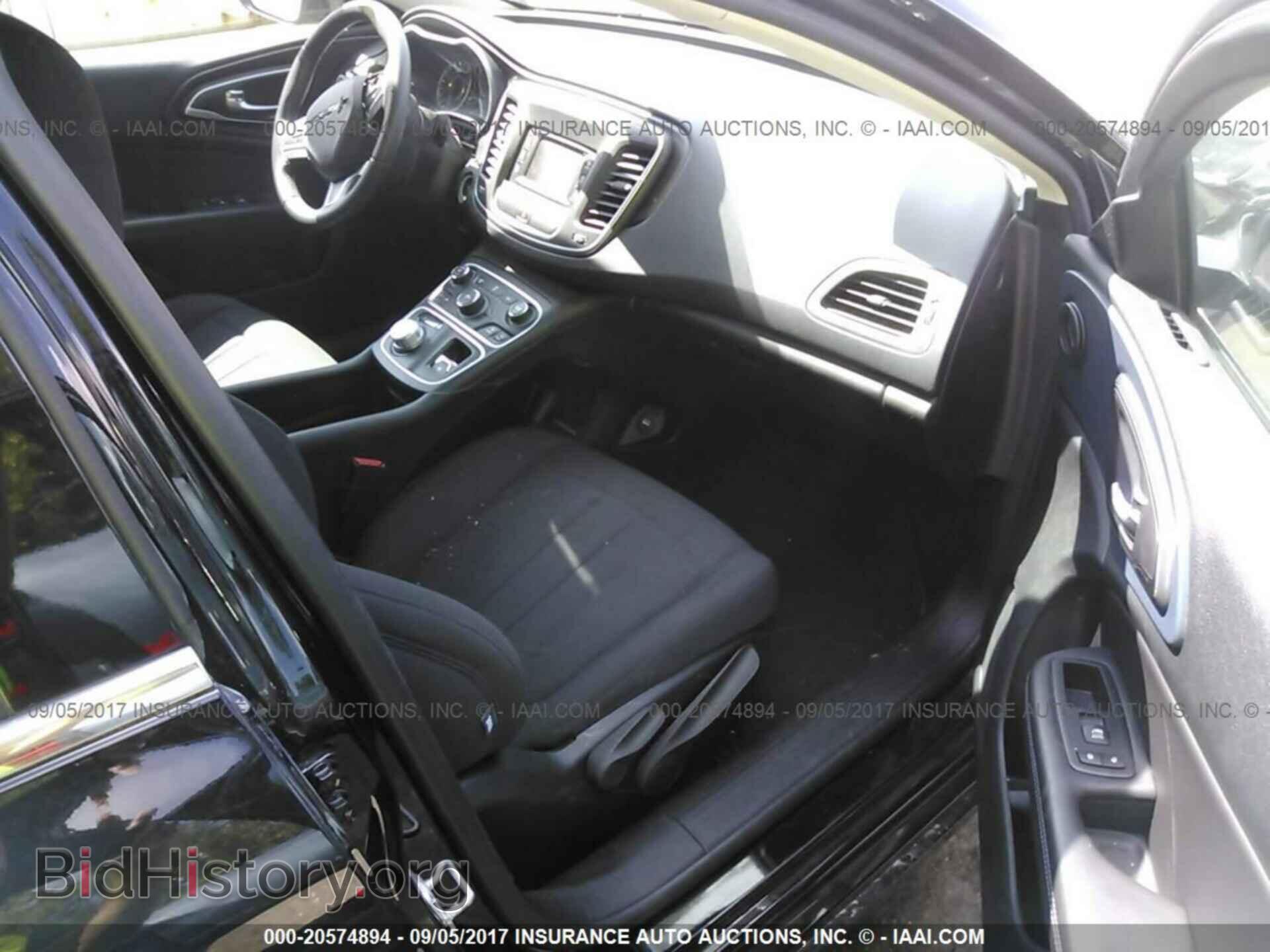 2015 Chrysler 200 - VIN: 1C3CCCAB1FN552659 - Photo 5