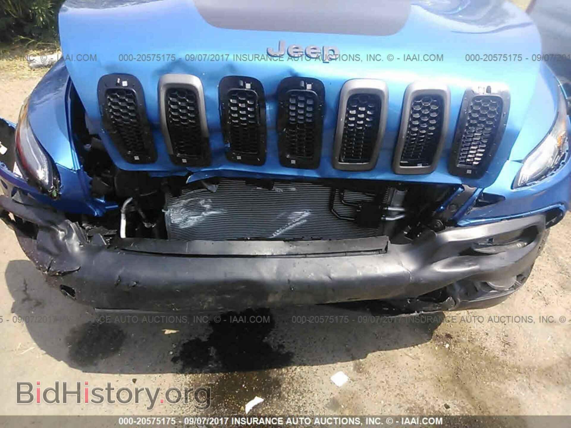 2017 Jeep Cherokee - VIN: 1C4PJMBS8HW631329 - Photo 6