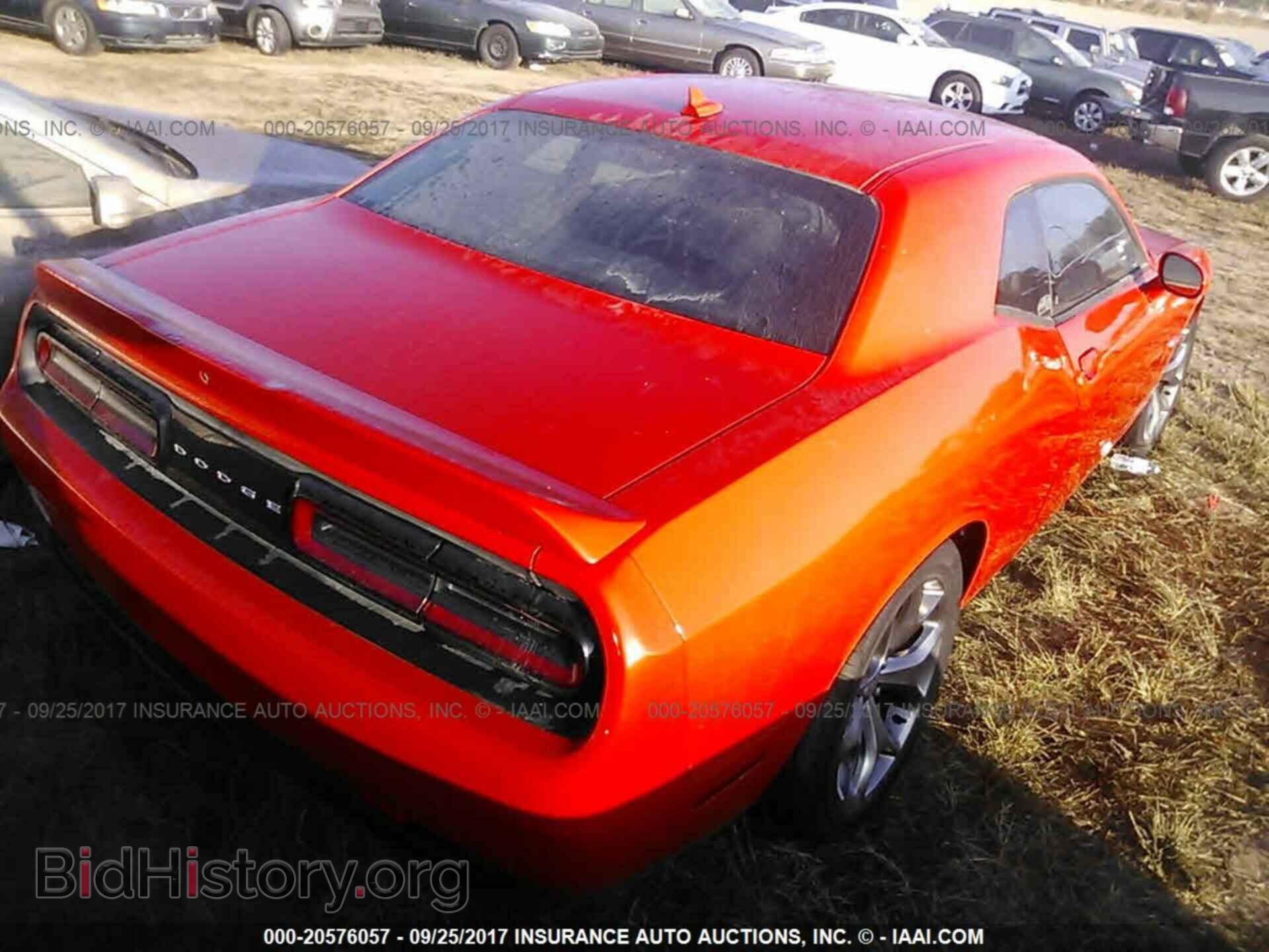 2016 Dodge Challenger - VIN: 2C3CDZBT7GH290678 - Photo 4