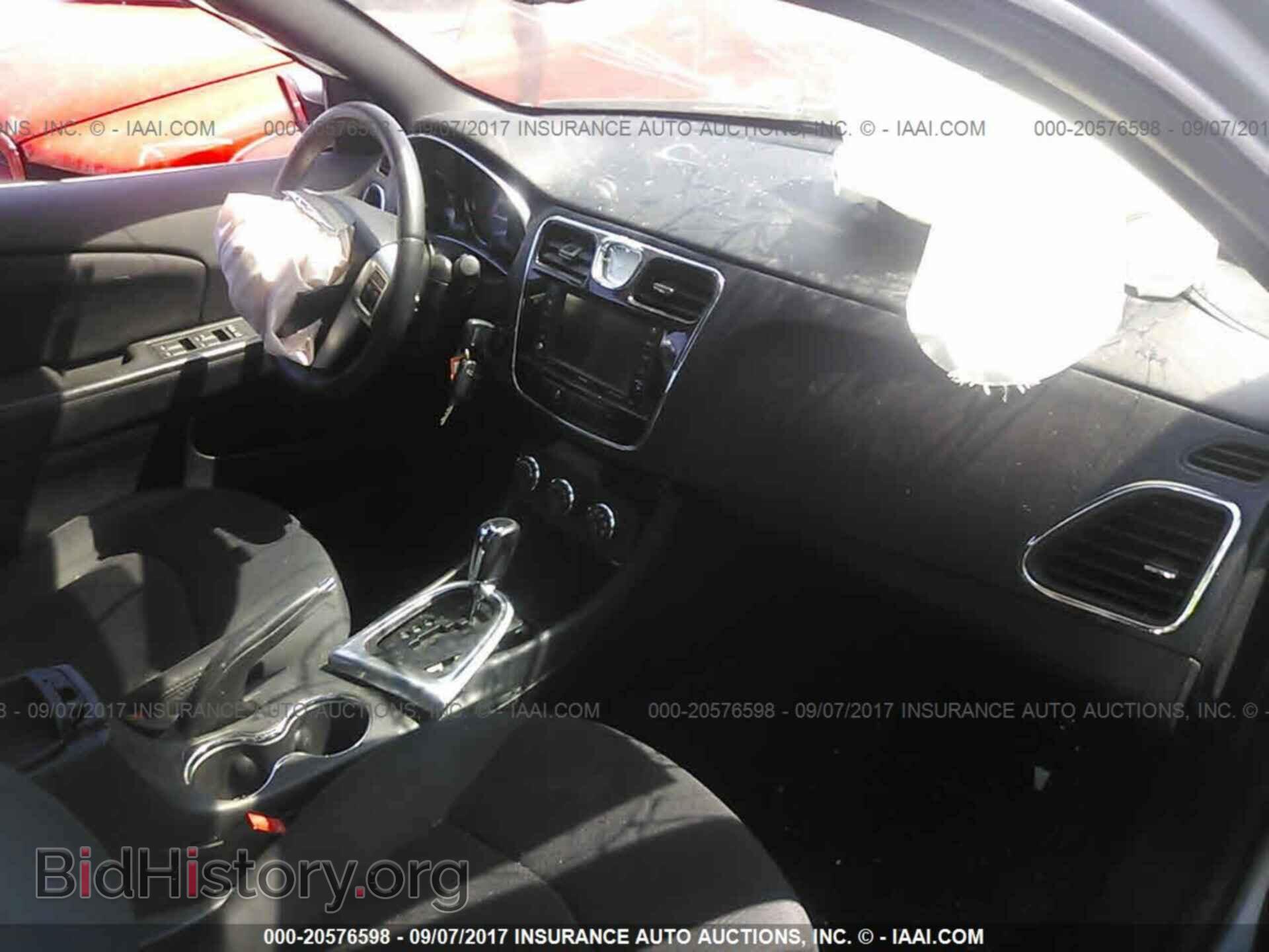 2013 Chrysler 200 - VIN: 1C3CCBBB7DN521910 - Photo 5