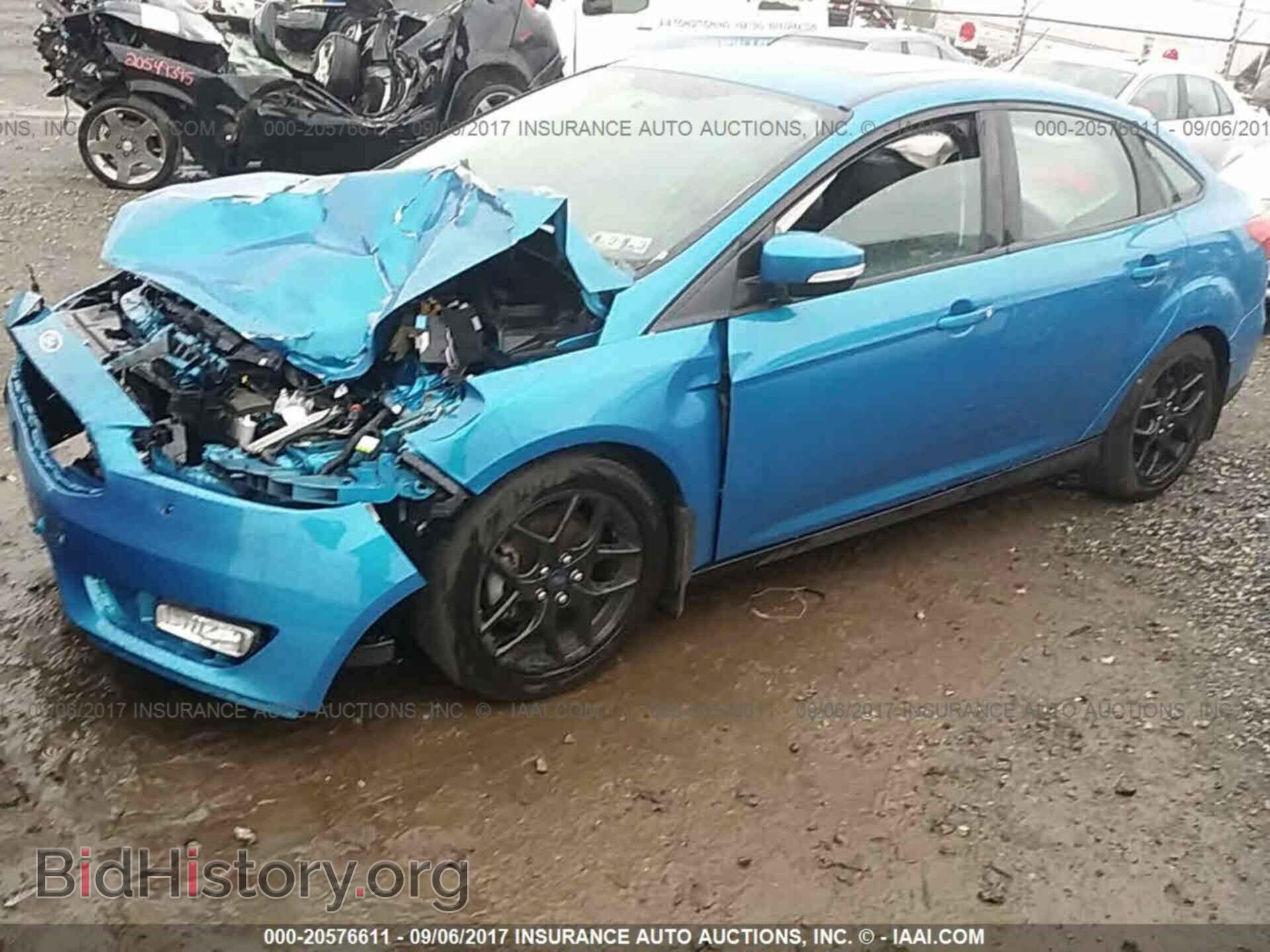 2016 Ford Focus - VIN: 1FADP3F23GL248846 - Фото 2