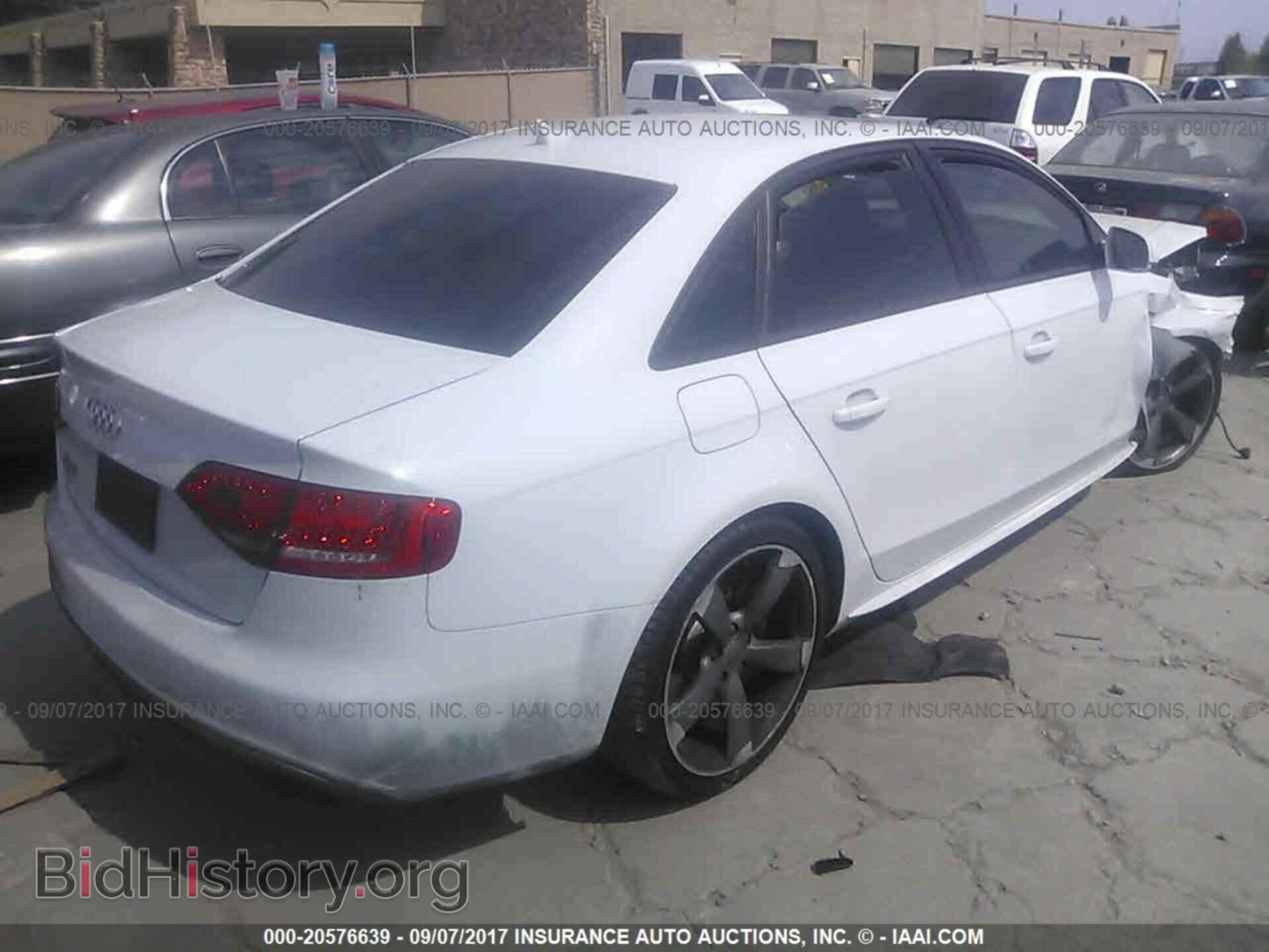 2012 Audi S4 - VIN: WAUMGAFL2CA093524 - Photo 4