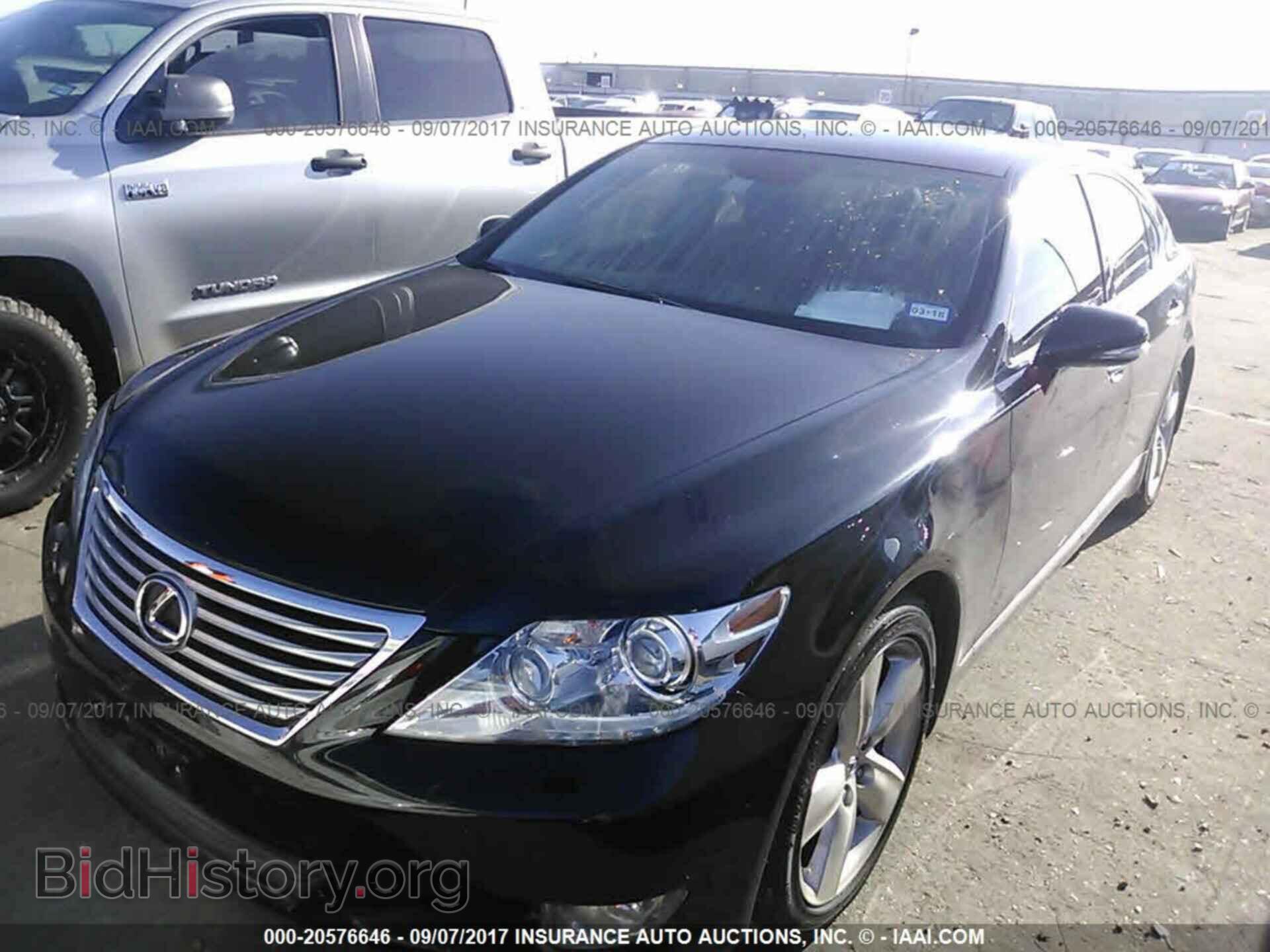 2012 Lexus Ls - VIN: JTHBL5EFXC5111347 - Photo 2