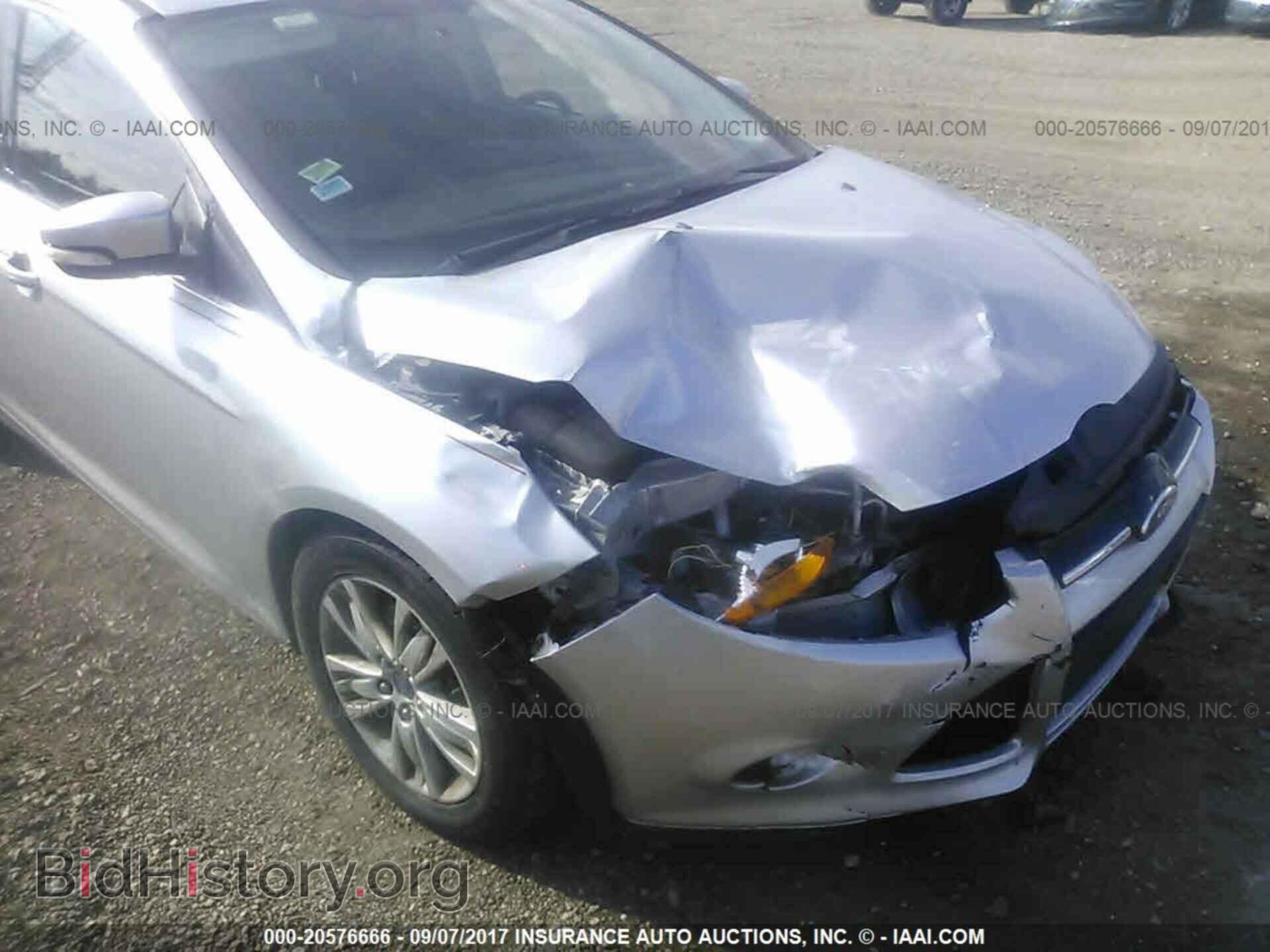 2012 Ford Focus - VIN: 1FAHP3M27CL390759 - Photo 6