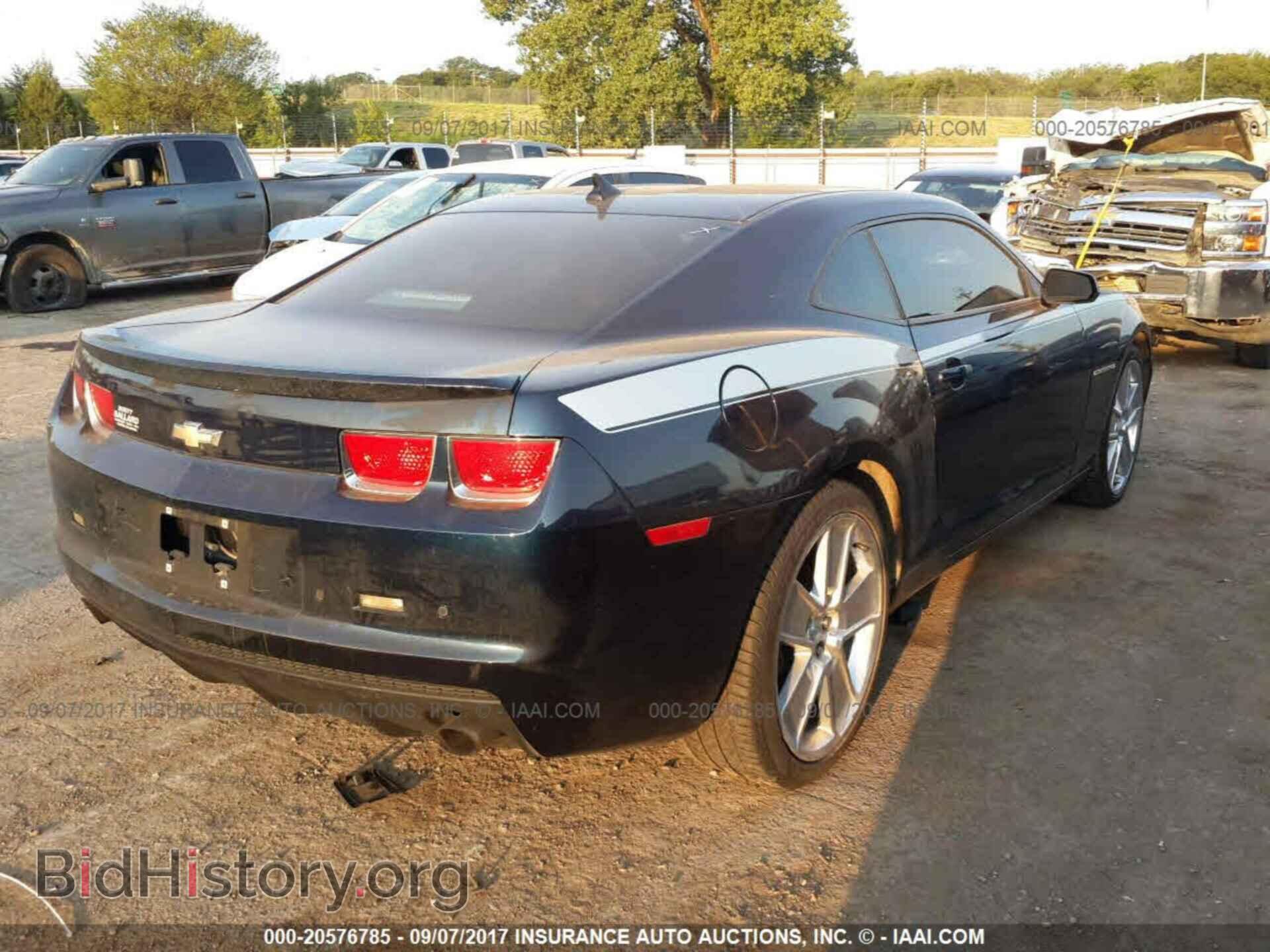 2011 Chevrolet Camaro - VIN: 2G1FB1ED7B9172520 - Фото 4