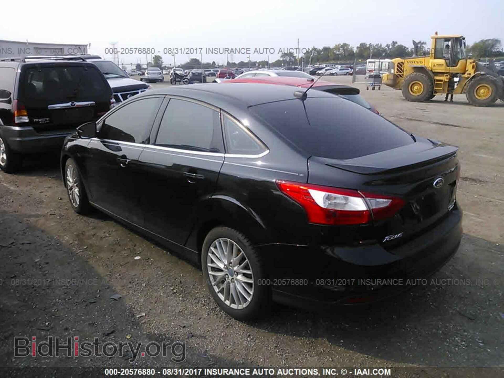 2013 Ford Focus - VIN: 1FADP3J22DL254365 - Photo 3