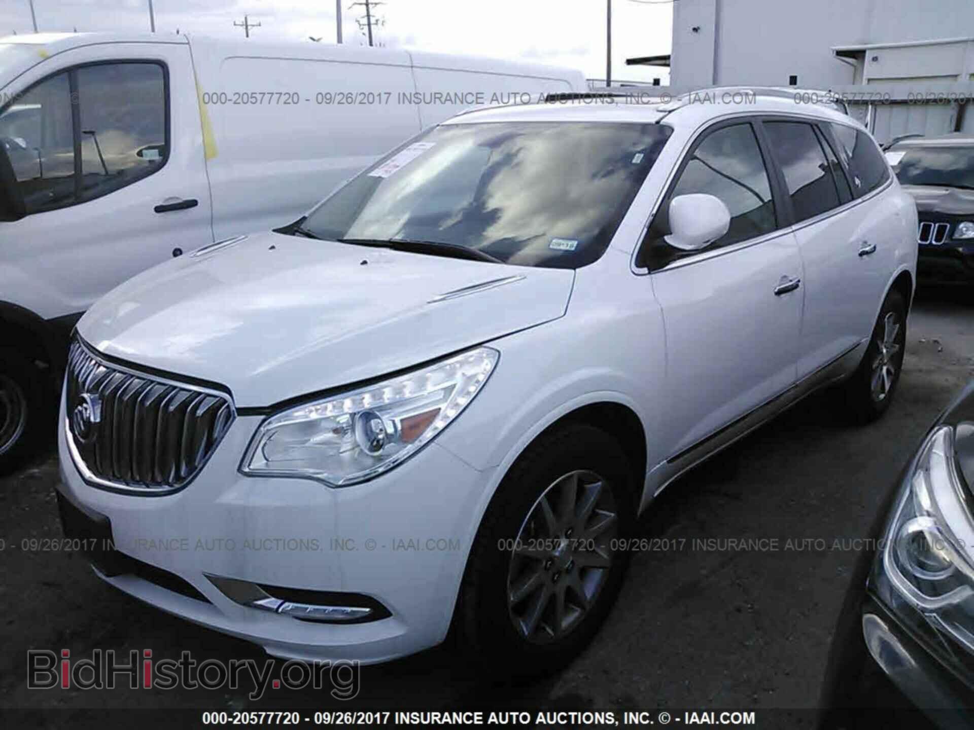 2017 Buick Enclave - VIN: 5GAKRBKD2HJ192569 - Photo 2