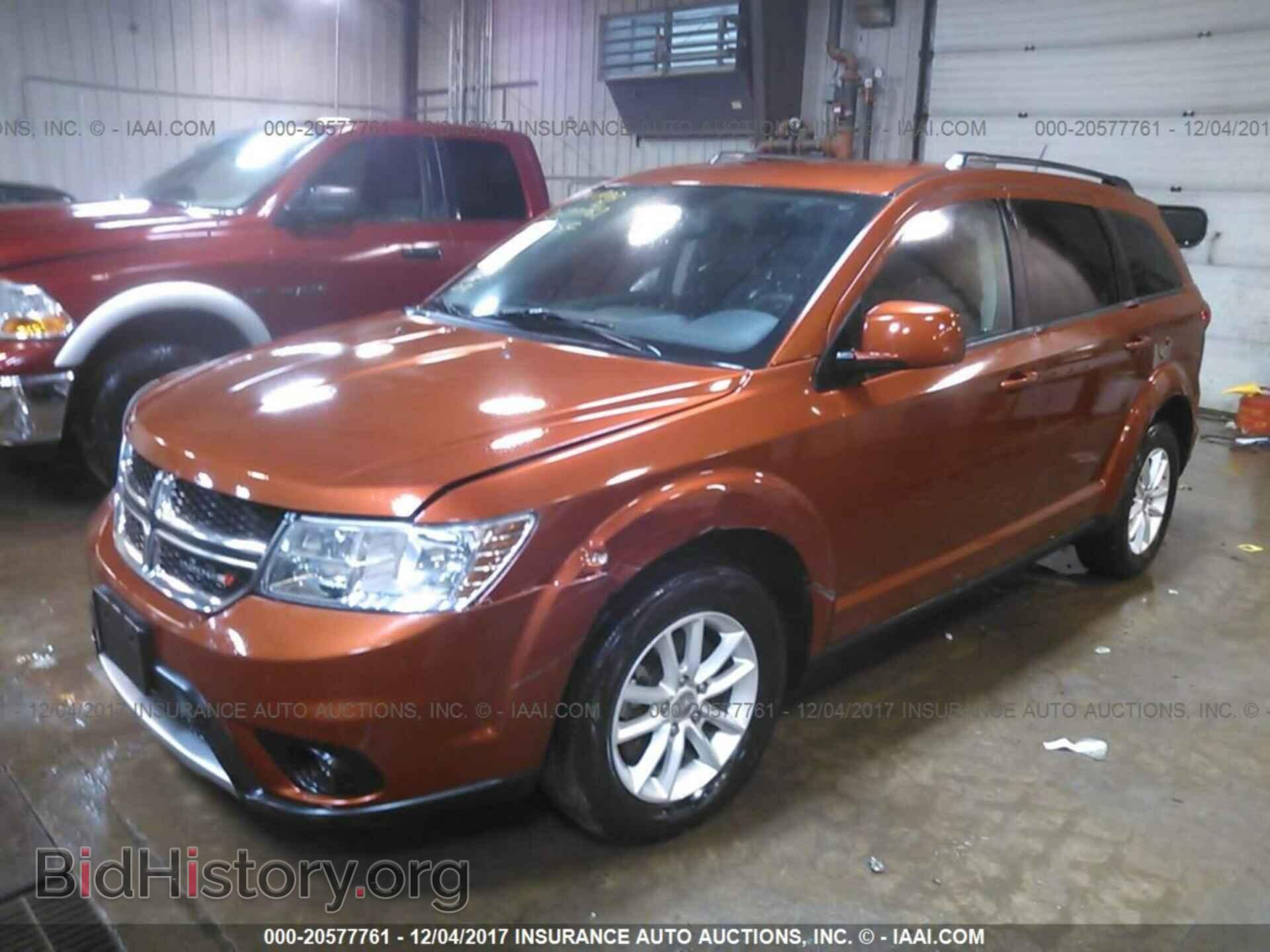 2013 Dodge Journey - VIN: 3C4PDDBG7DT612404 - Фото 2