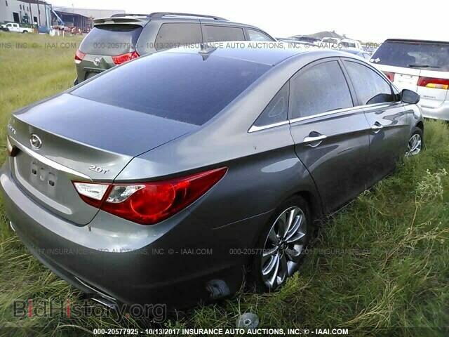 2012 Hyundai Sonata - VIN: 5NPEC4AB2CH364867 - Photo 4