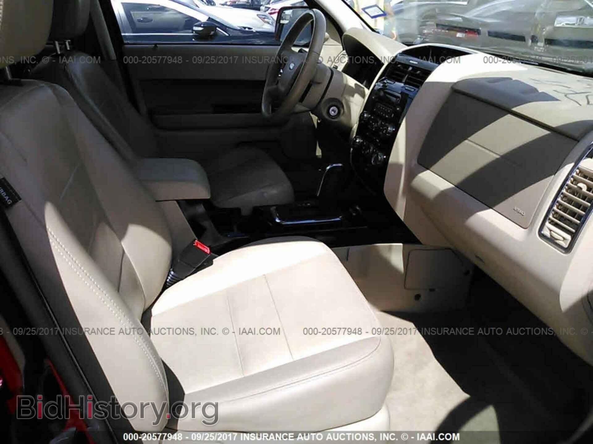 2011 Ford Escape - VIN: 1FMCU0E70BKC24976 - Фото 5