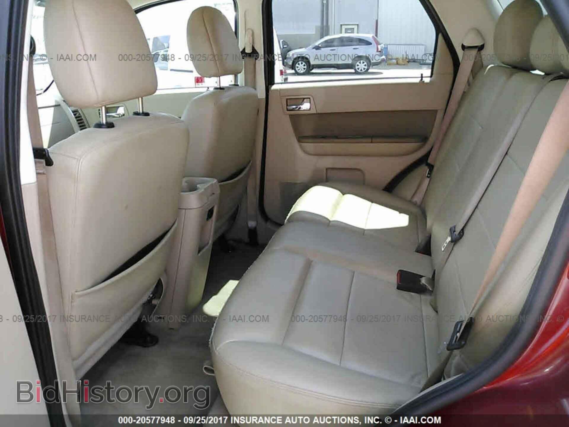 2011 Ford Escape - VIN: 1FMCU0E70BKC24976 - Фото 8