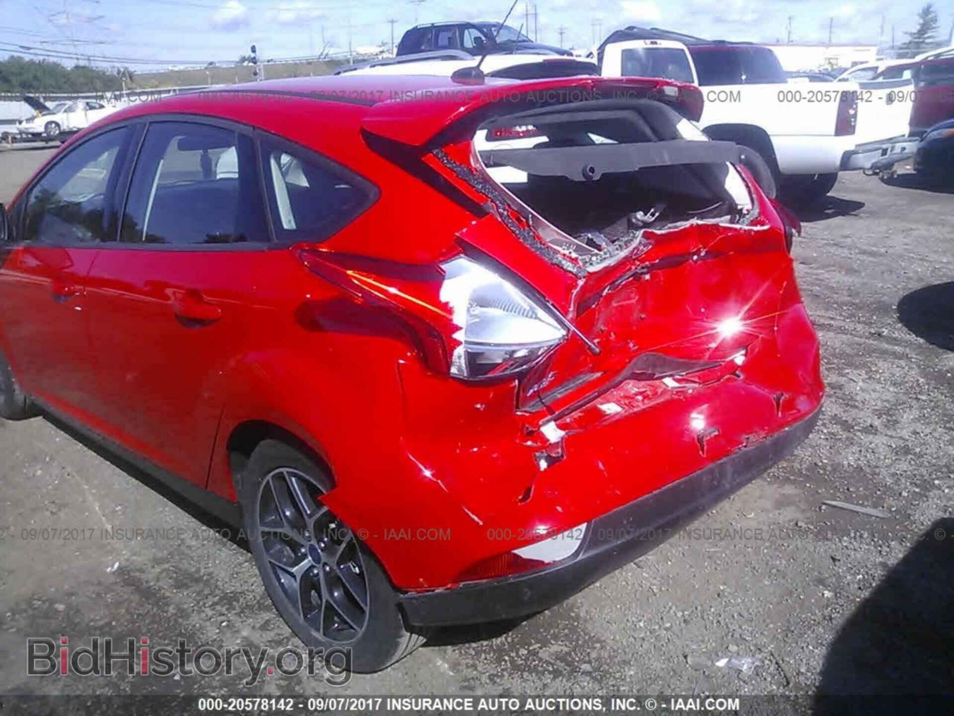 2017 Ford Focus - VIN: 1FADP3M25HL276037 - Photo 6