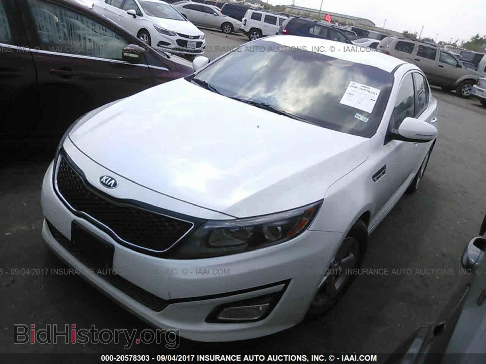 2015 Kia Optima - VIN: KNAGM4A79F5635717 - Photo 2