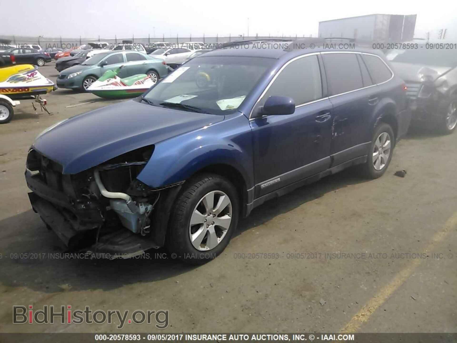 2011 Subaru Outback - VIN: 4S4BRCCCXB3311714 - Фото 2