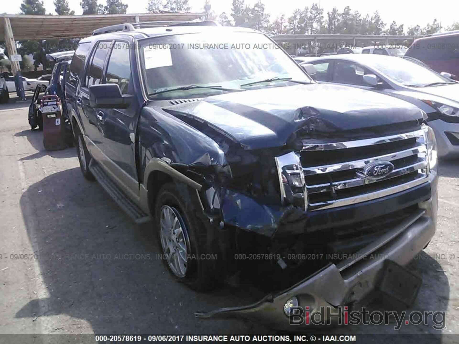 Photo 1FMJU1H54DEF30670 - Ford Expedition 2013