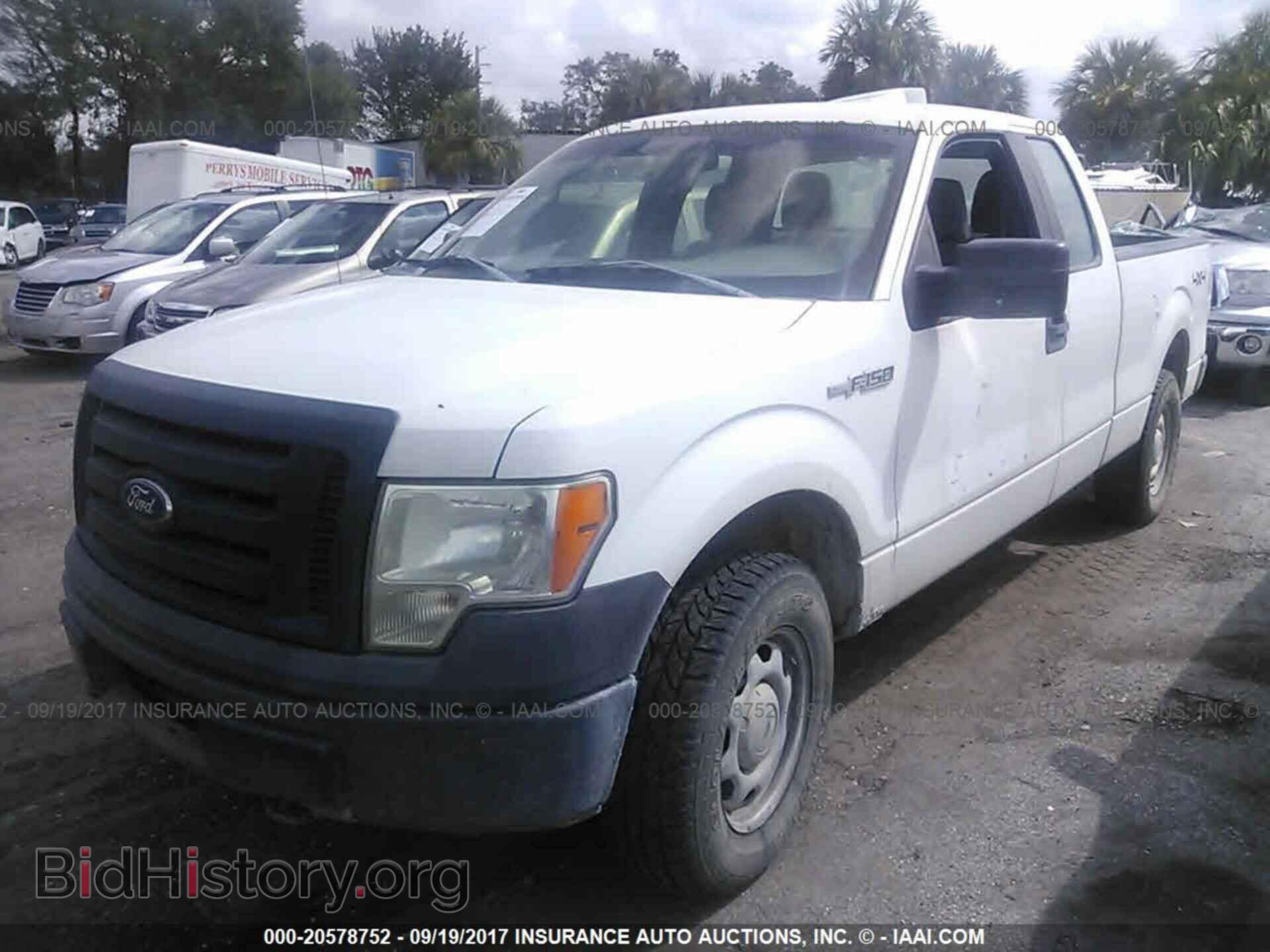 2011 Ford F150 - VIN: 1FTFX1EF2BKD26320 - Photo 2