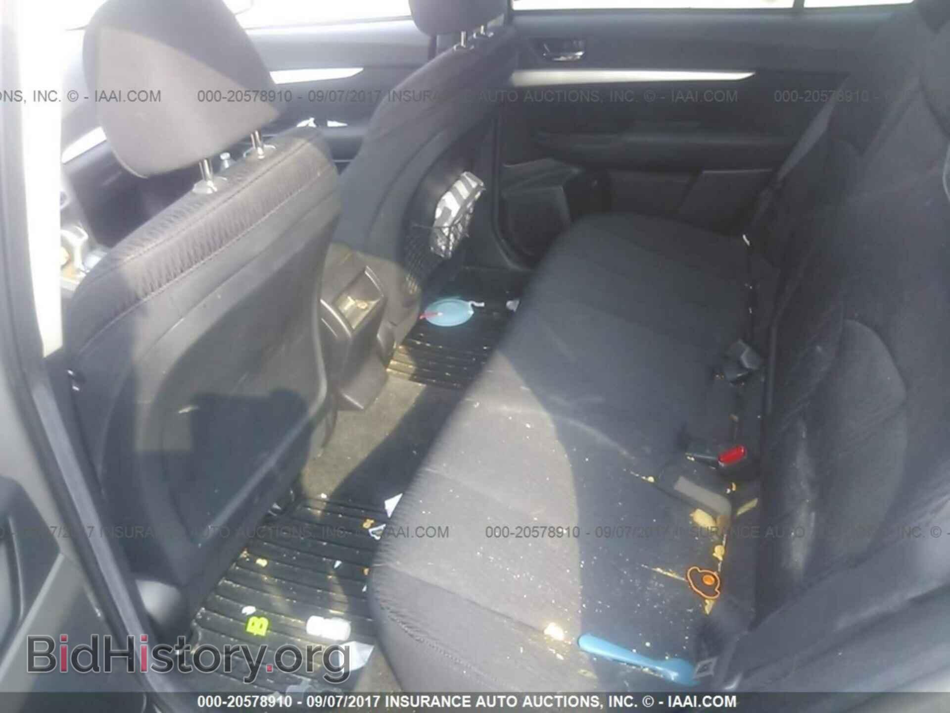 2011 Subaru Outback - VIN: 4S4BRCAC3B3443913 - Фото 8