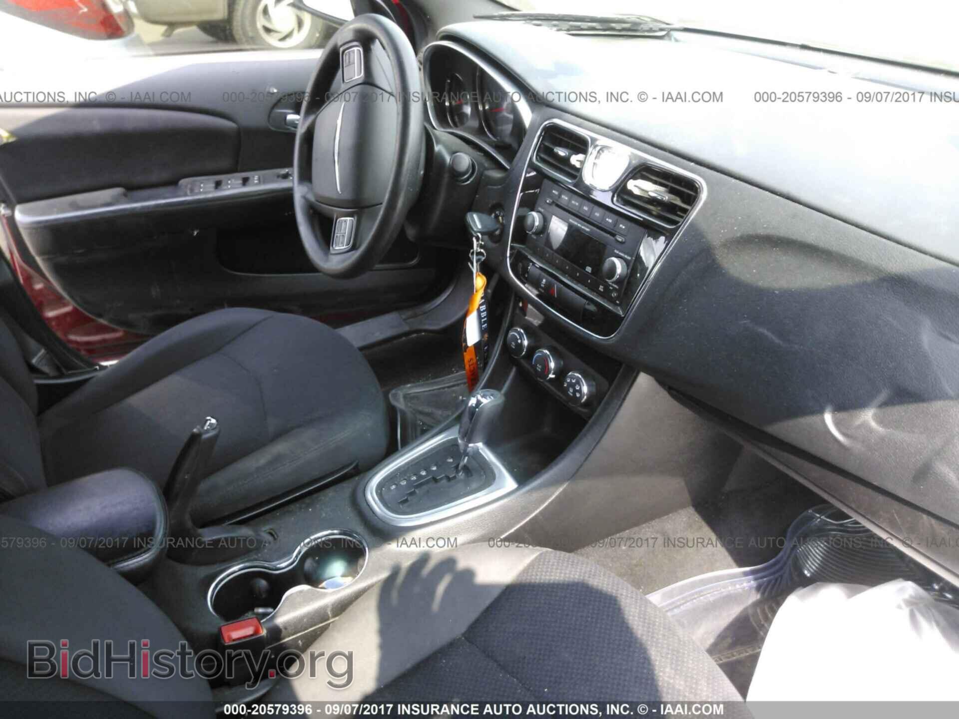 2013 Chrysler 200 - VIN: 1C3CCBAB4DN670745 - Фото 5