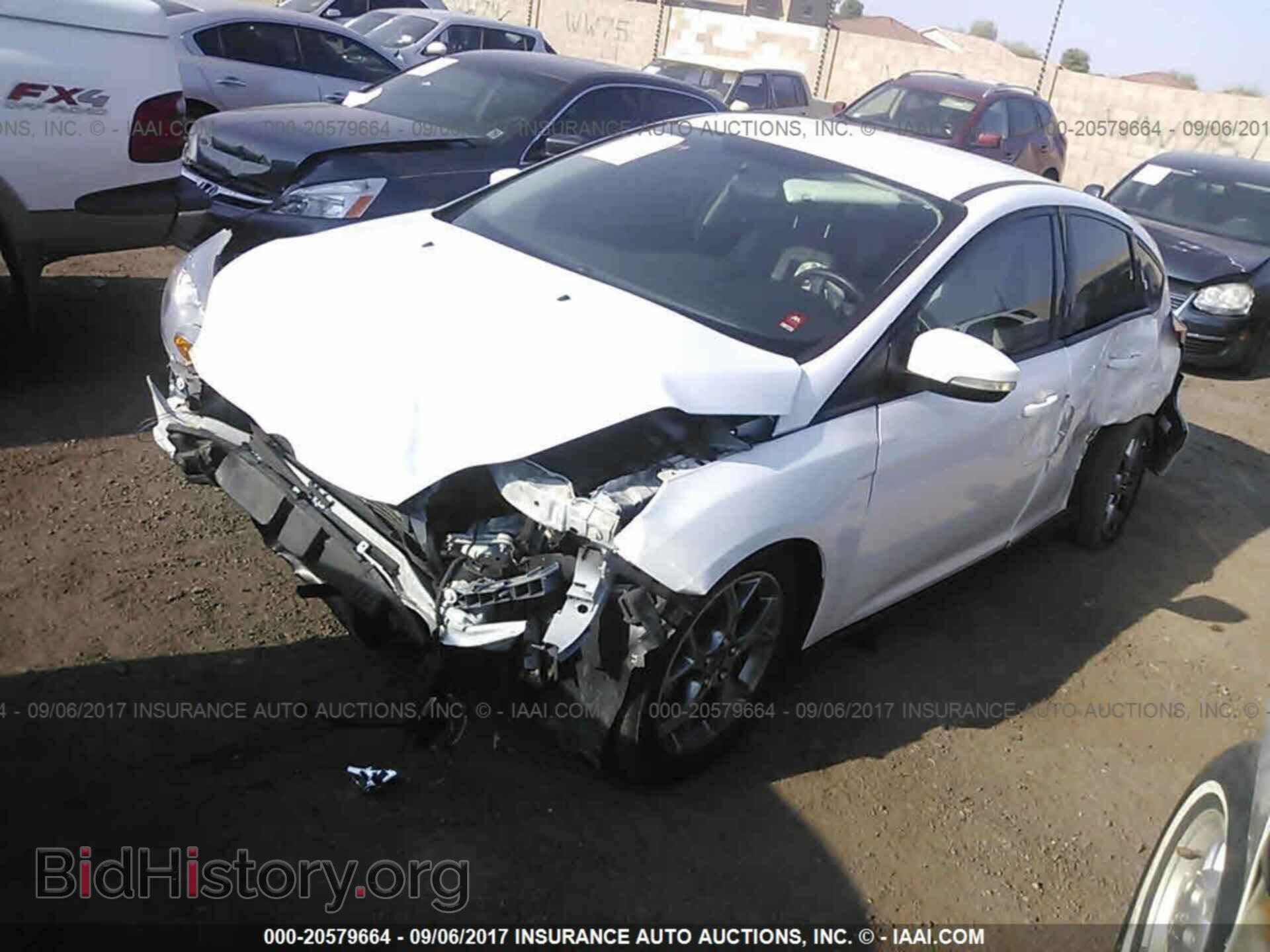 2014 Ford Focus - VIN: 1FADP3K28EL294465 - Фото 2