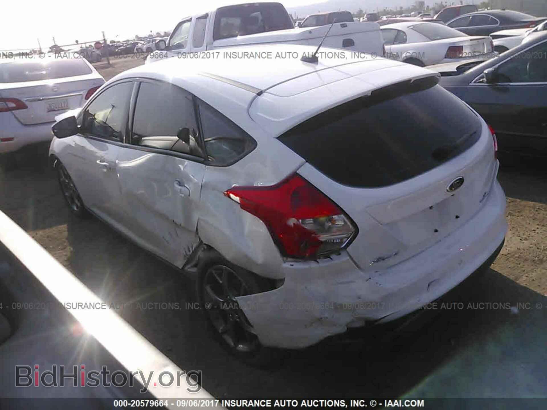 2014 Ford Focus - VIN: 1FADP3K28EL294465 - Фото 3