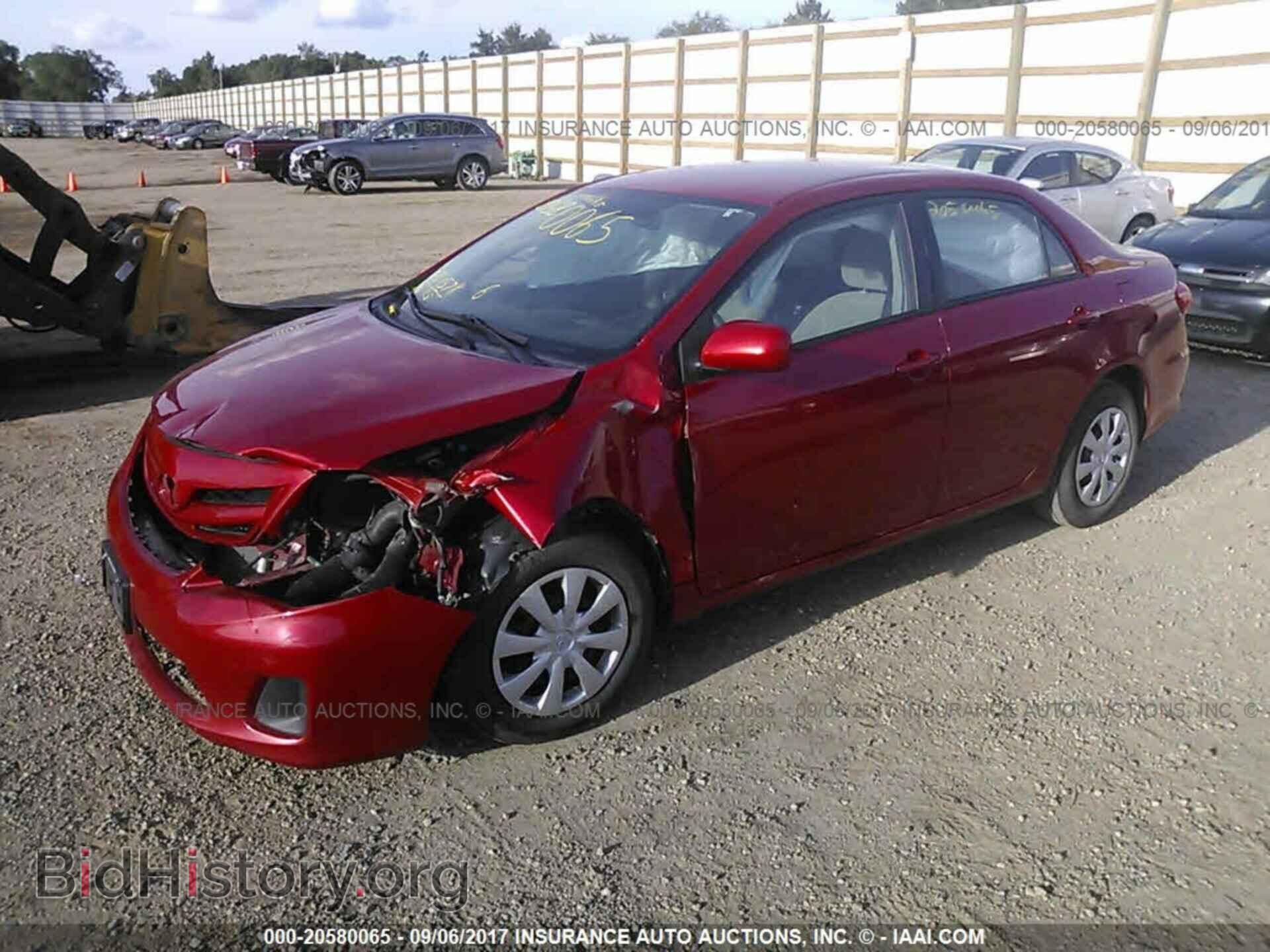 2011 Toyota Corolla - VIN: 2T1BU4EE8BC610701 - Фото 2