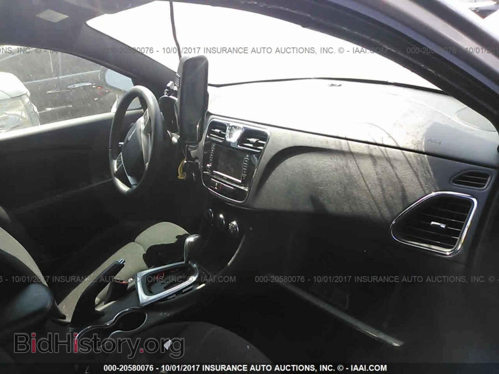 2013 Chrysler 200 - VIN: 1C3CCBBB0DN592575 - Фото 5