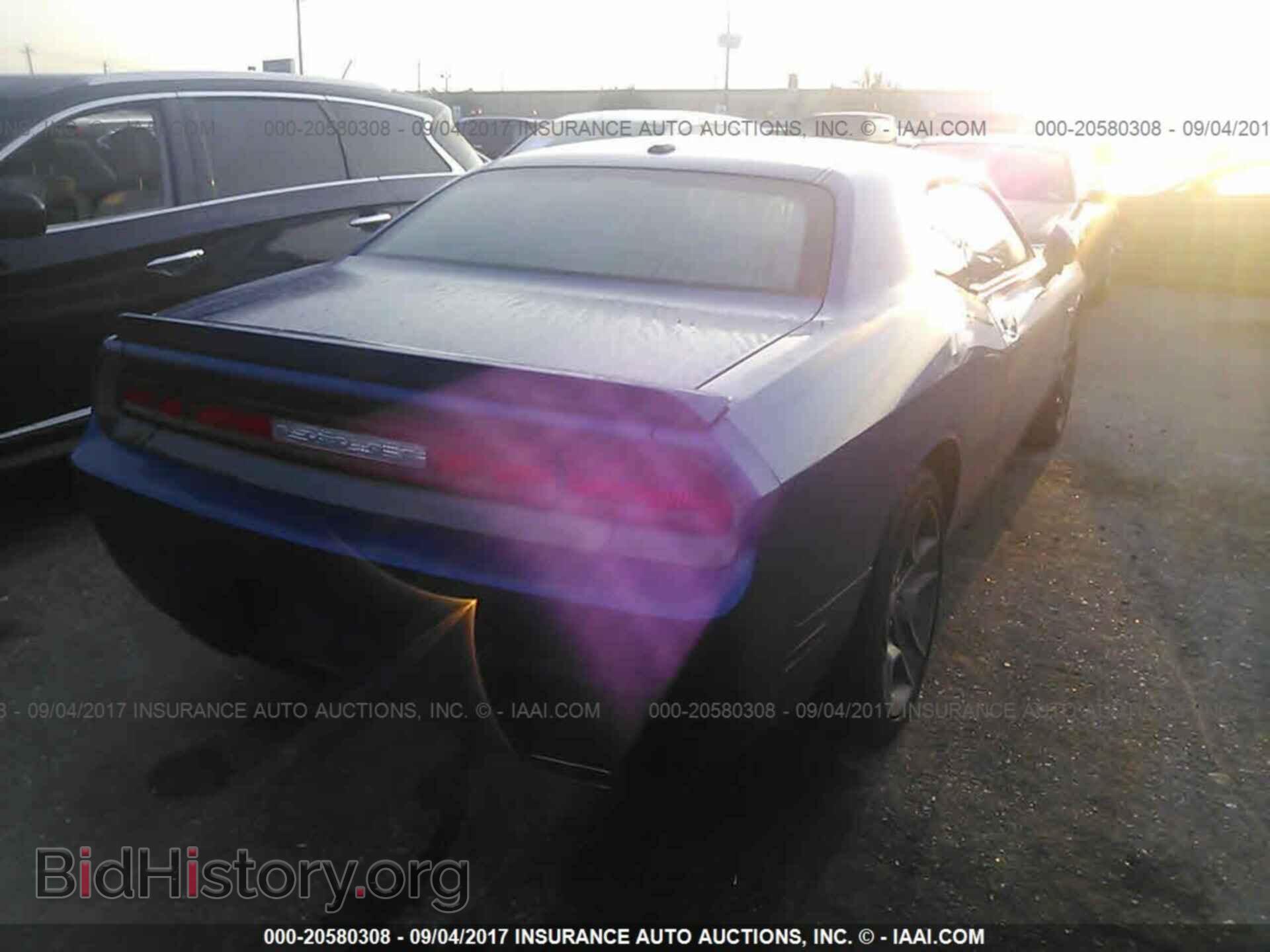 2012 Dodge Challenger - VIN: 2C3CDYBT8CH258231 - Photo 4