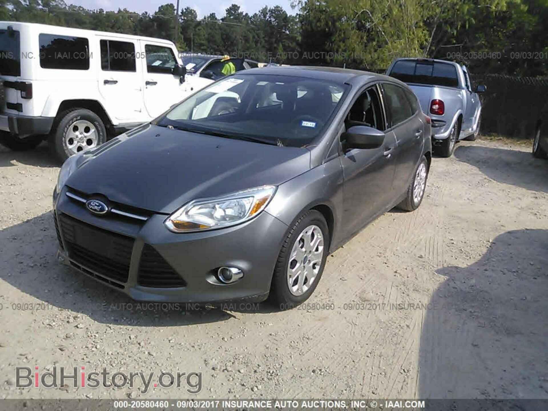 2012 Ford Focus - VIN: 1FAHP3K2XCL119469 - Photo 2