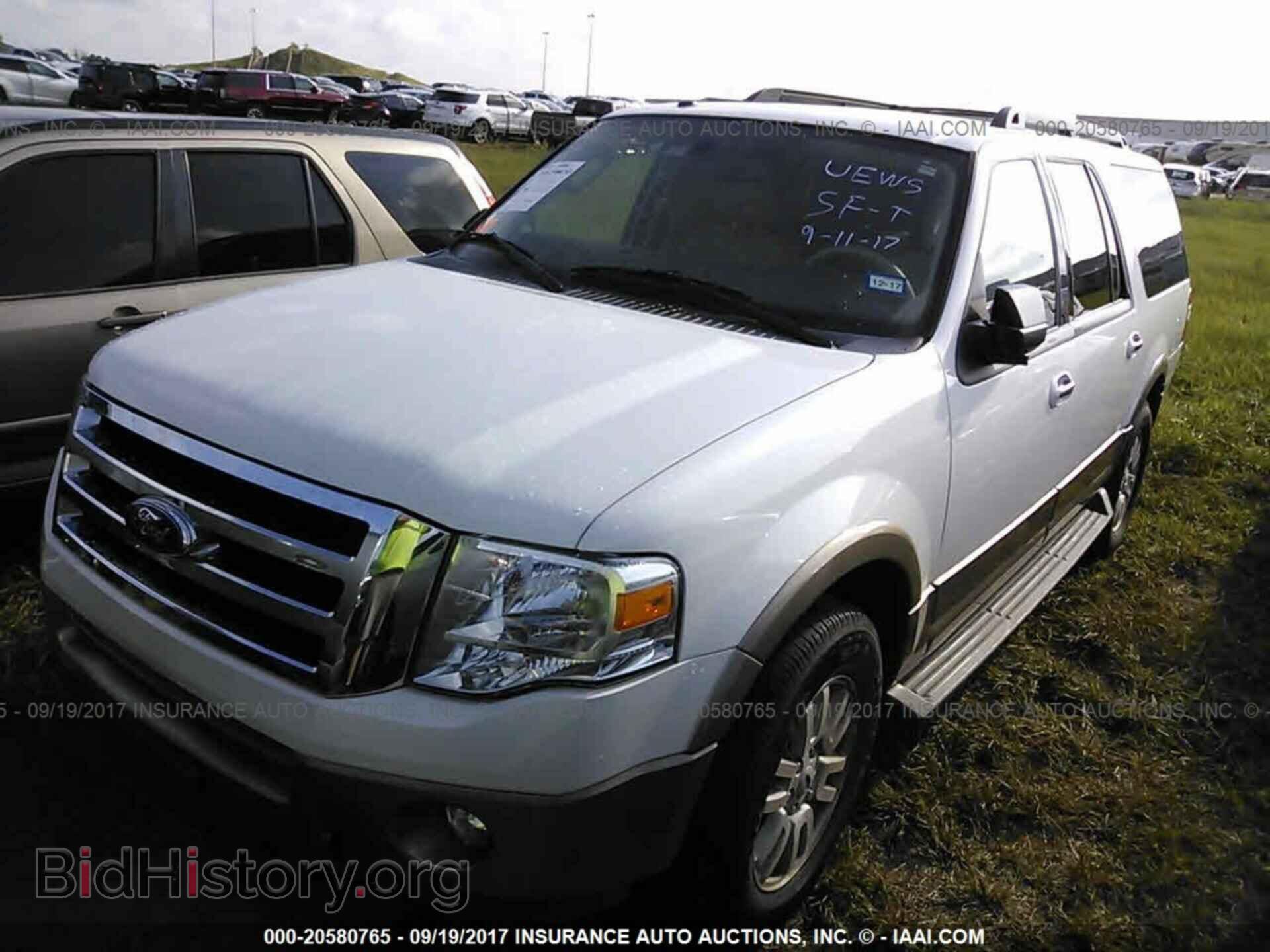 2014 Ford Expedition - VIN: 1FMJK1H54EEF50537 - Фото 2