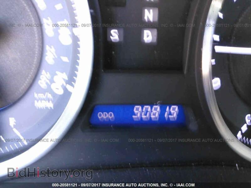 2011 Lexus IS (VIN JTHBF5C20B5131001) — photo 7 of 10