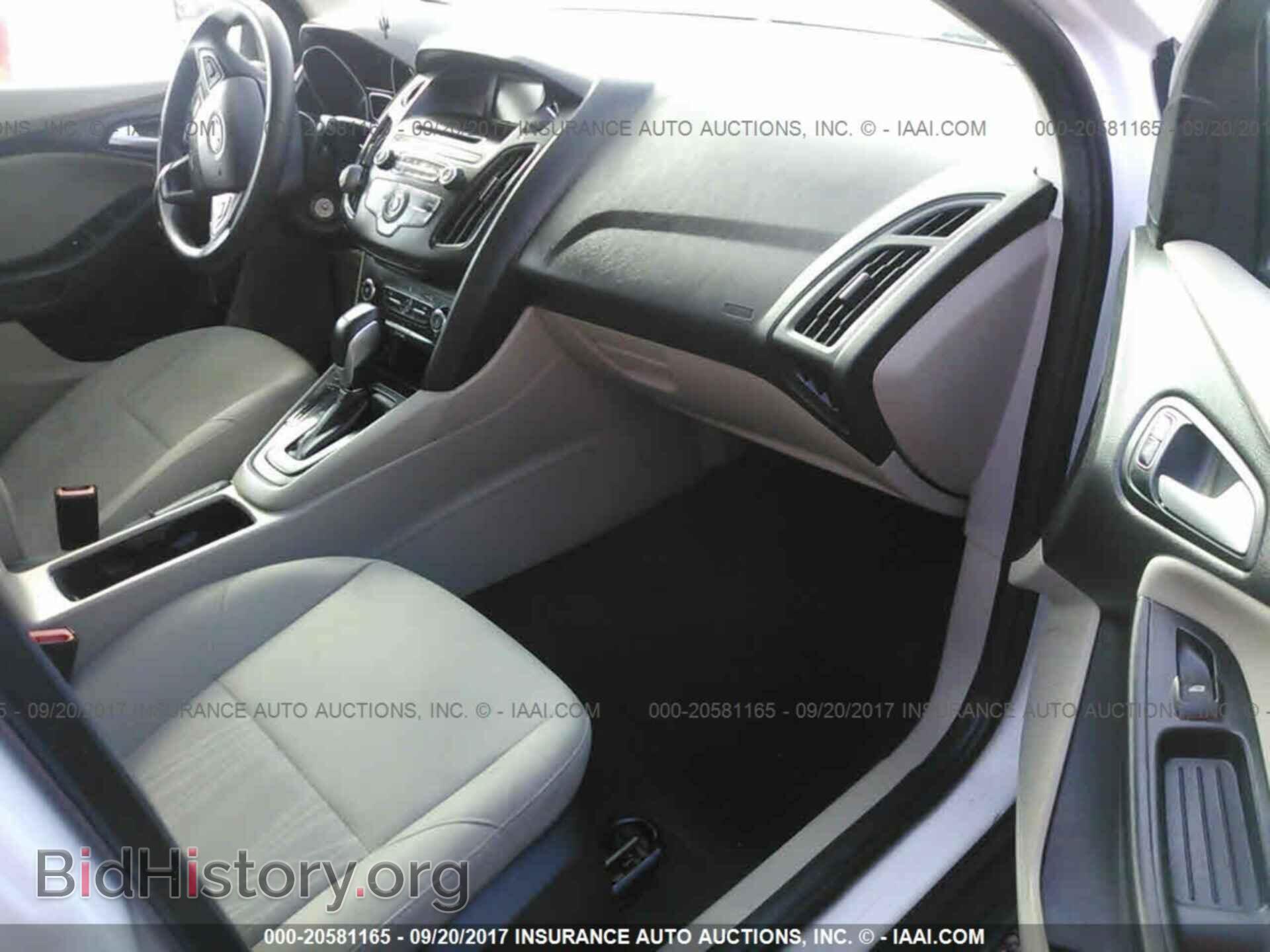 2016 Ford Focus - VIN: 1FADP3K20GL406856 - Фото 5
