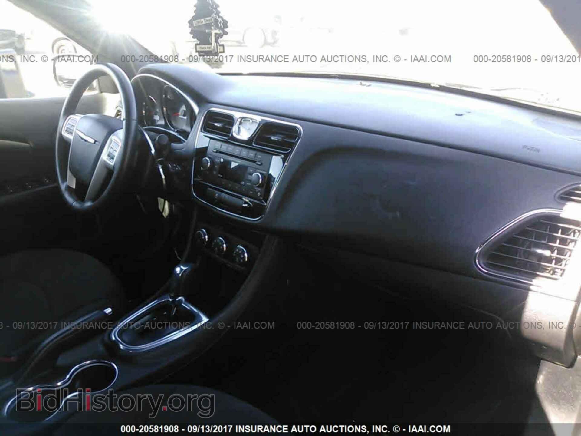 2013 Chrysler 200 - VIN: 1C3CCBBB4DN528829 - Фото 5