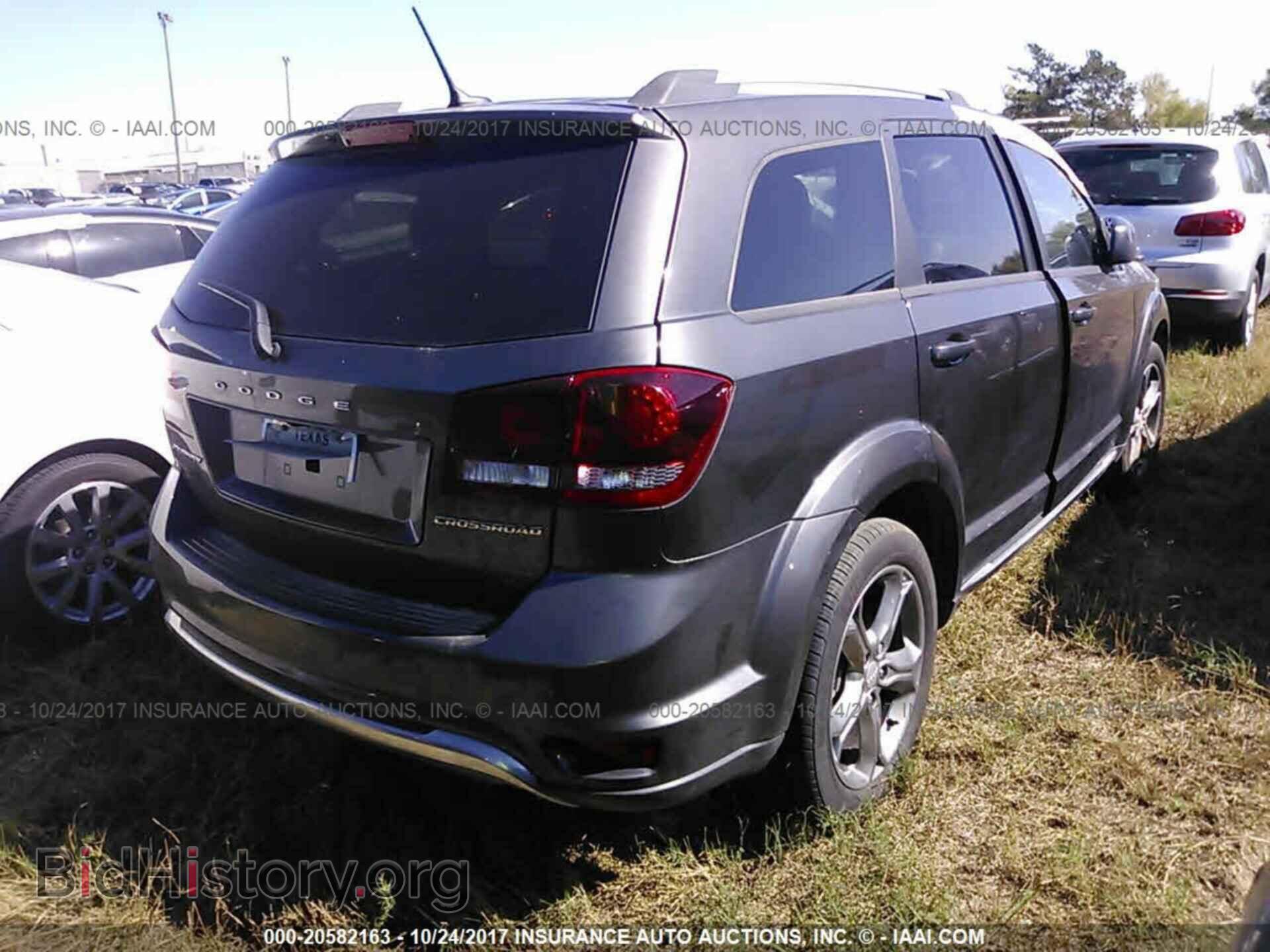2017 Dodge Journey - VIN: 3C4PDCGB4HT552045 - Фото 4