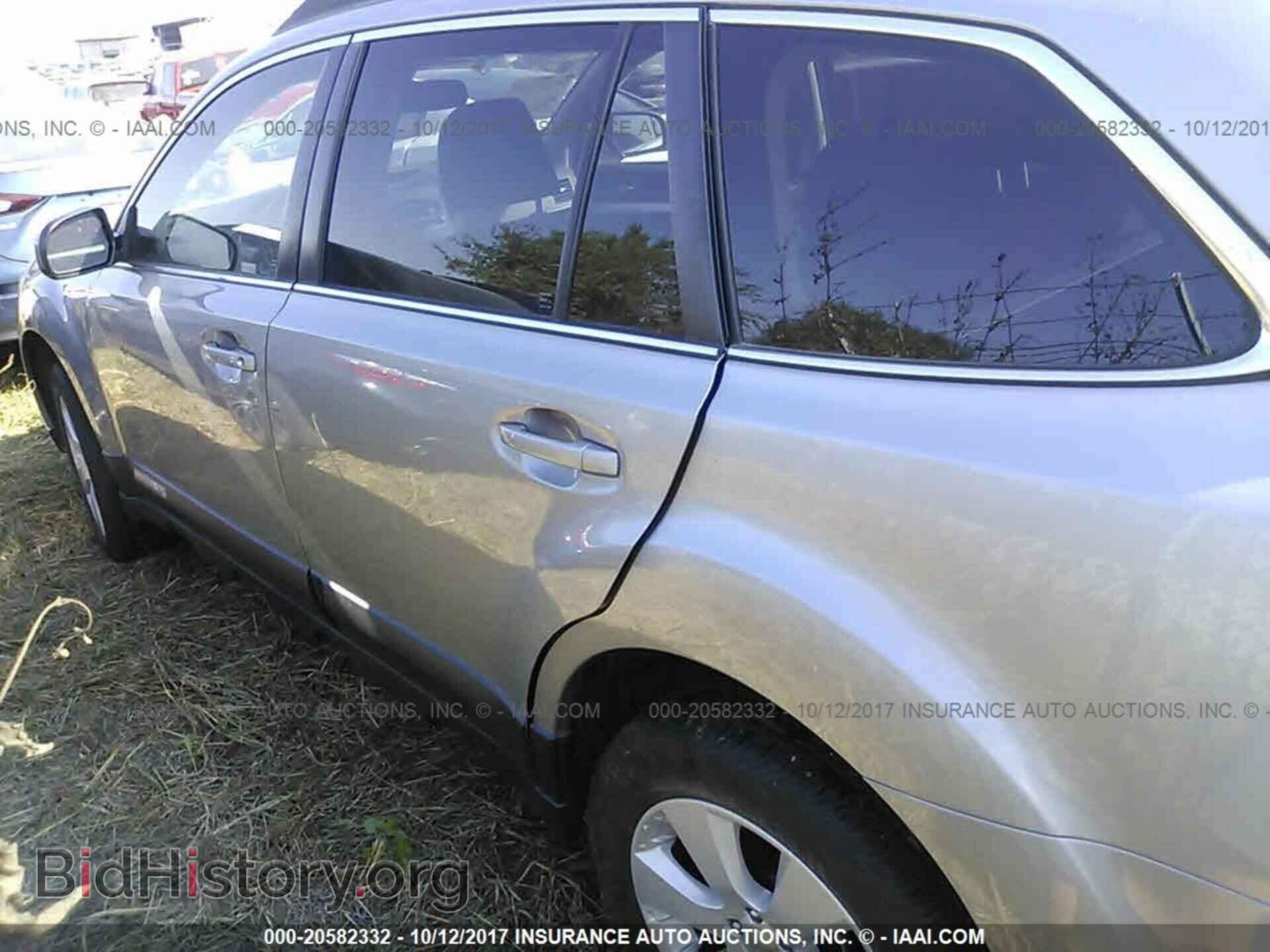 2011 Subaru Outback - VIN: 4S4BRCCC3B3367154 - Фото 3