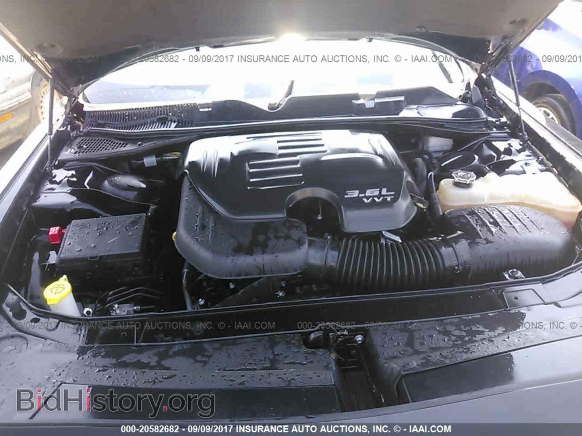 2015 Dodge Challenger - VIN: 2C3CDZAG3FH834984 - Фото 10