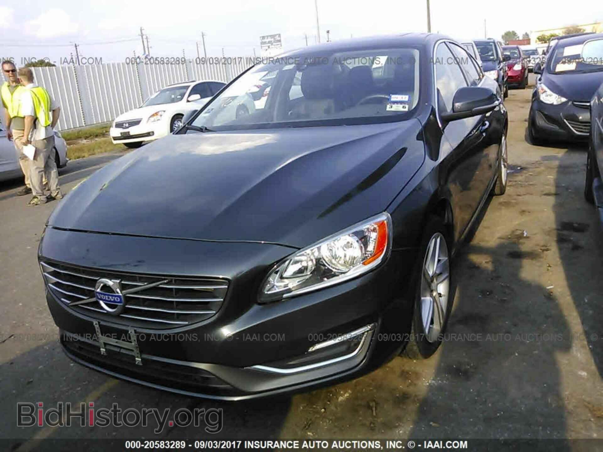 2015 Volvo S60 - VIN: YV140MFB2F1306227 - Фото 2