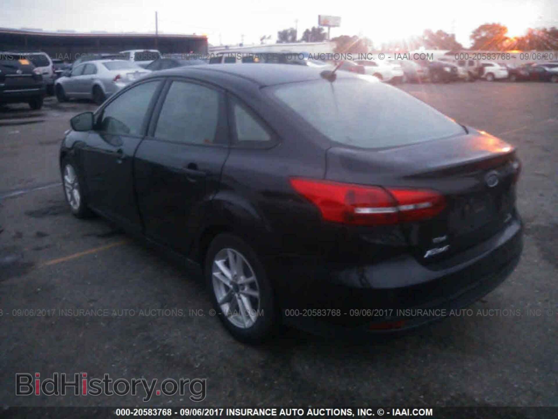 2015 Ford Focus - VIN: 1FADP3F27FL378434 - Фото 3