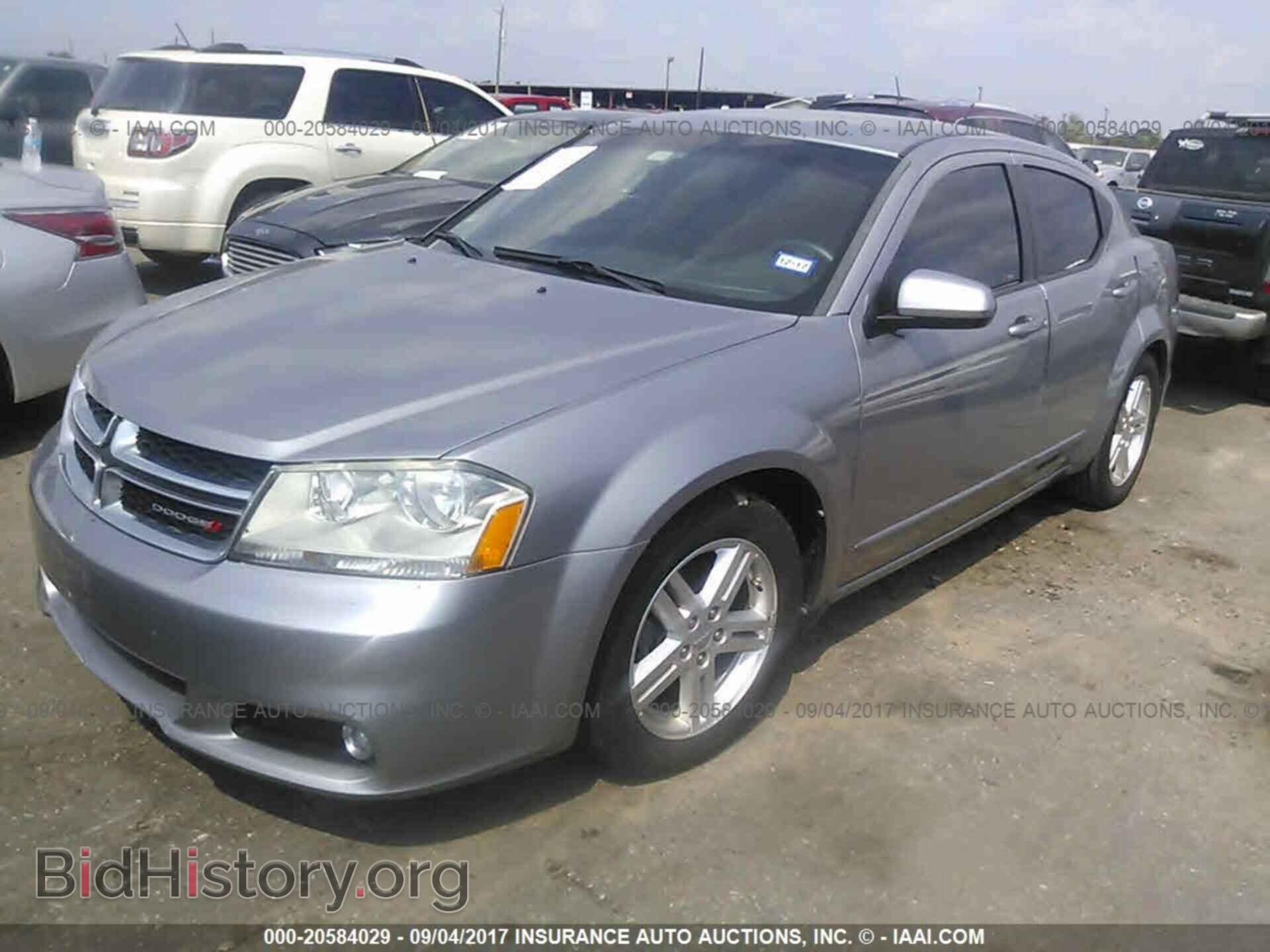 2013 Dodge Avenger - VIN: 1C3CDZCB4DN590686 - Фото 2