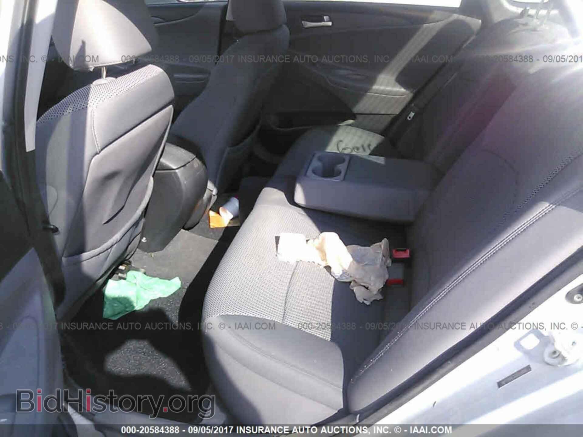 2012 Hyundai Sonata - VIN: 5NPEB4AC3CH319898 - Фото 8