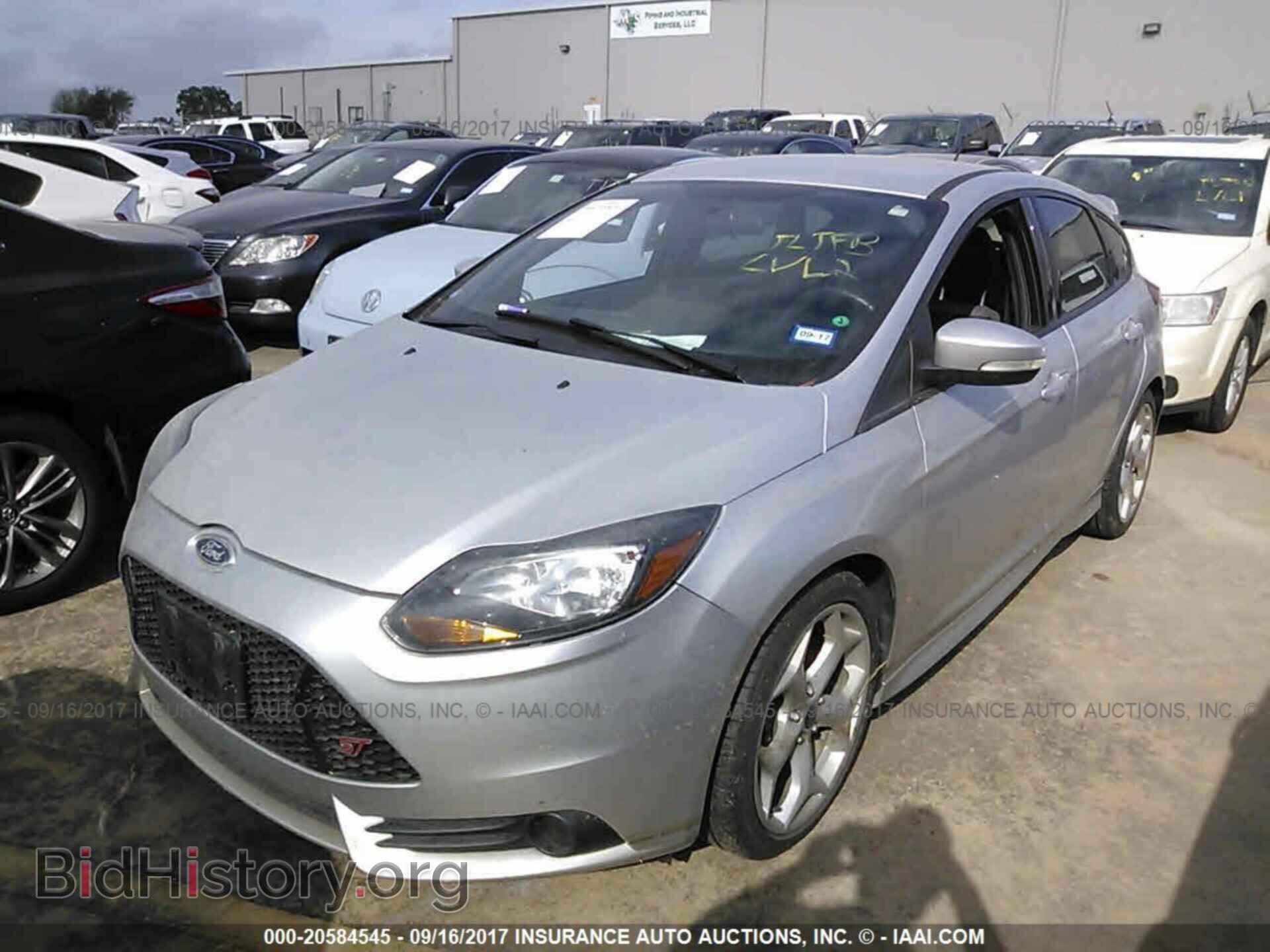 2014 Ford Focus - VIN: 1FADP3L95EL381168 - Фото 2