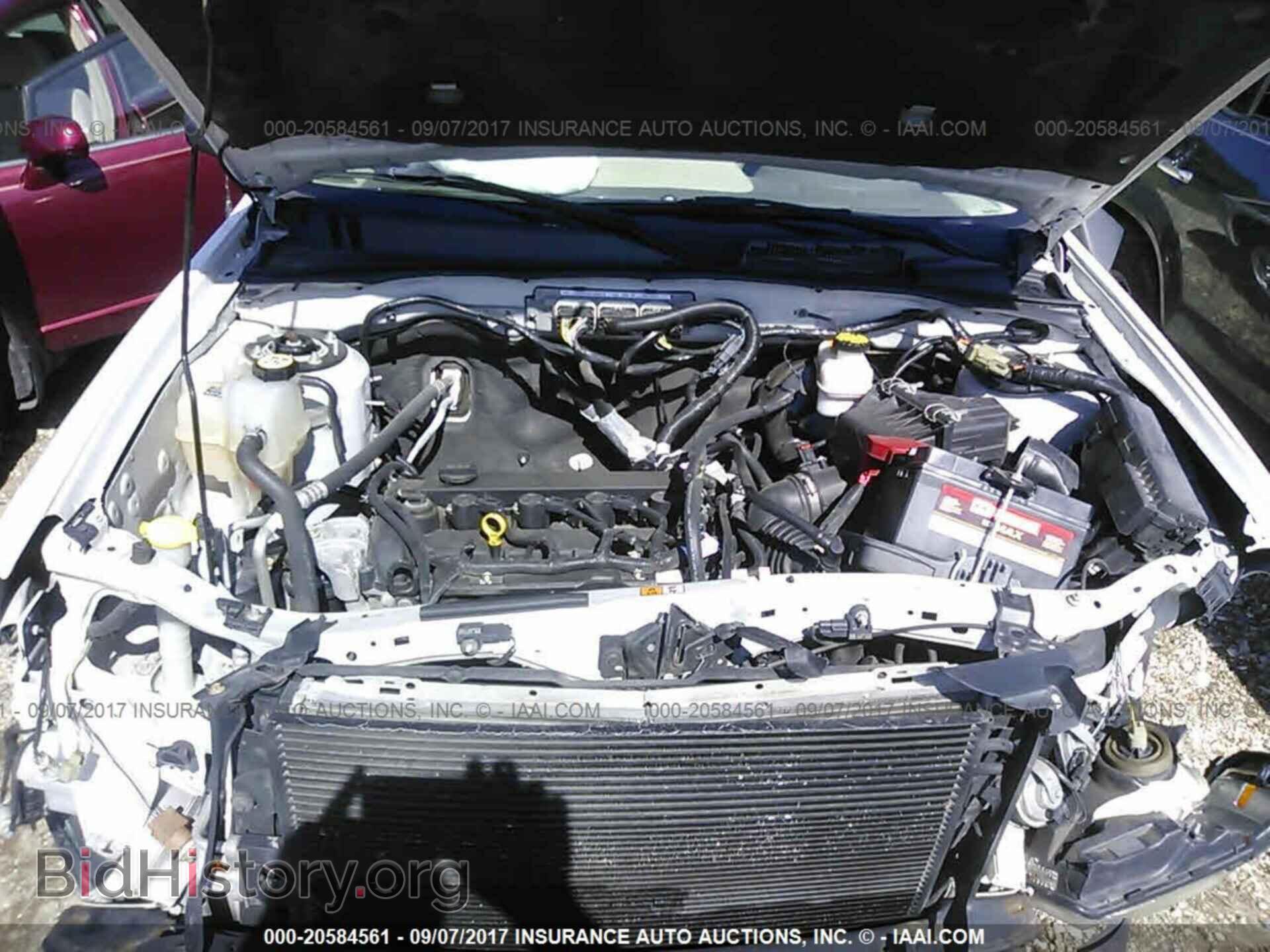 2011 Ford Escape - VIN: 1FMCU0C76BKC21969 - Photo 10