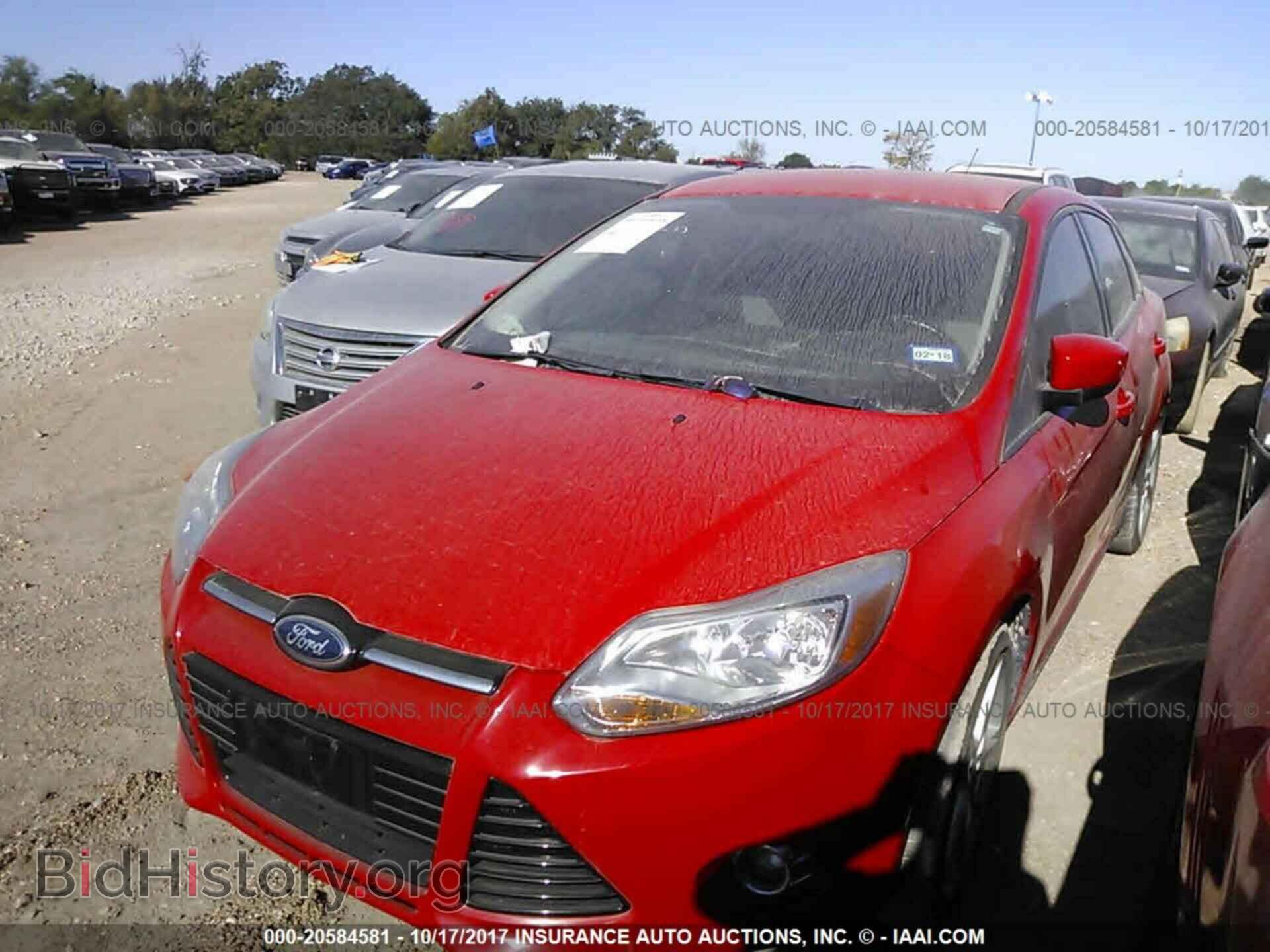 2012 Ford Focus - VIN: 1FAHP3F28CL466115 - Photo 2