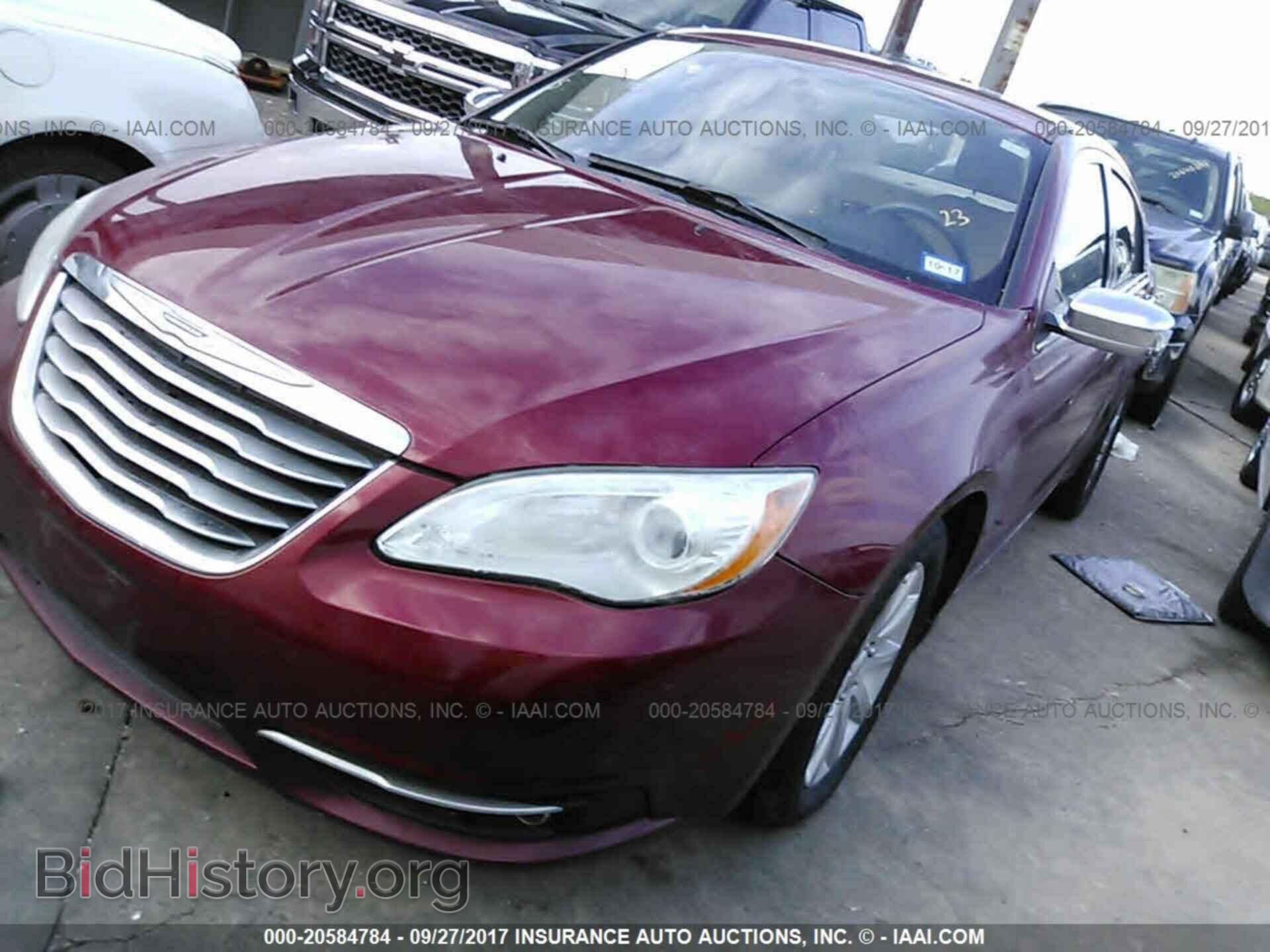 2014 Chrysler 200 - VIN: 1C3CCBCG6EN108243 - Фото 2