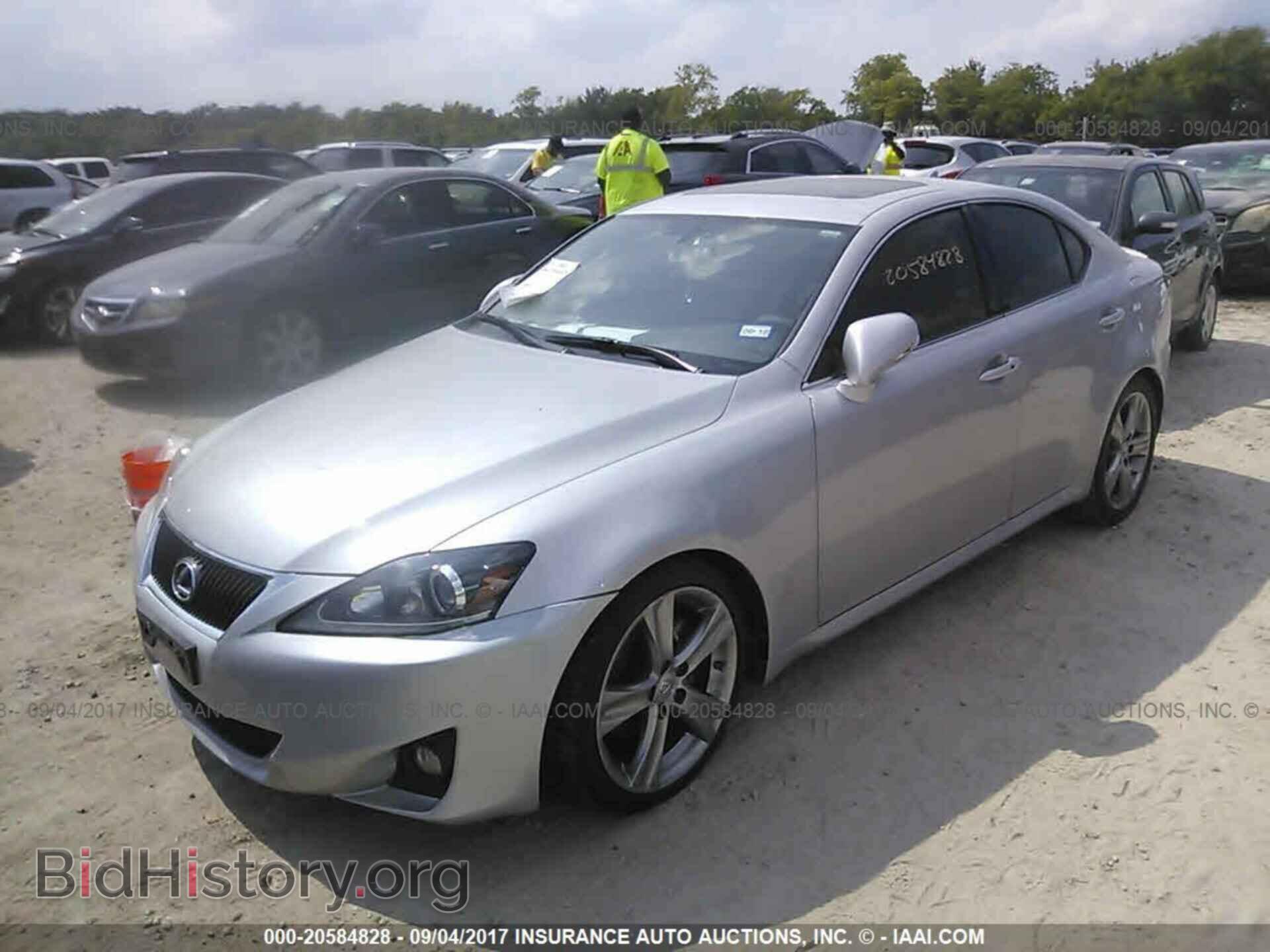 2011 Lexus Is - VIN: JTHBF5C28B5148354 - Фото 2