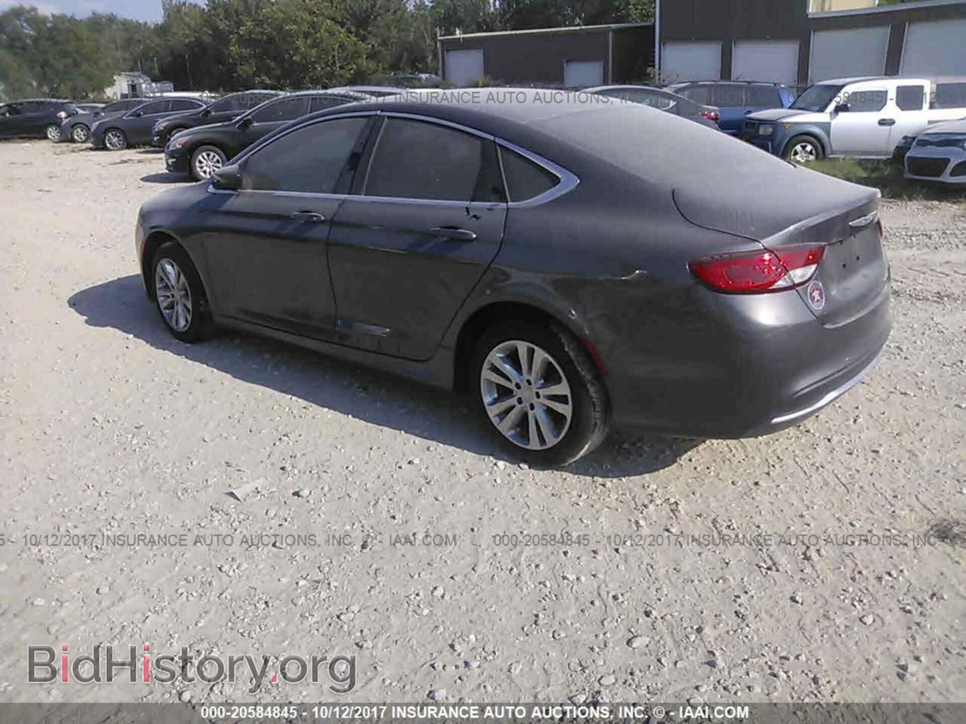 2016 Chrysler 200 - VIN: 1C3CCCAB3GN137974 - Photo 3