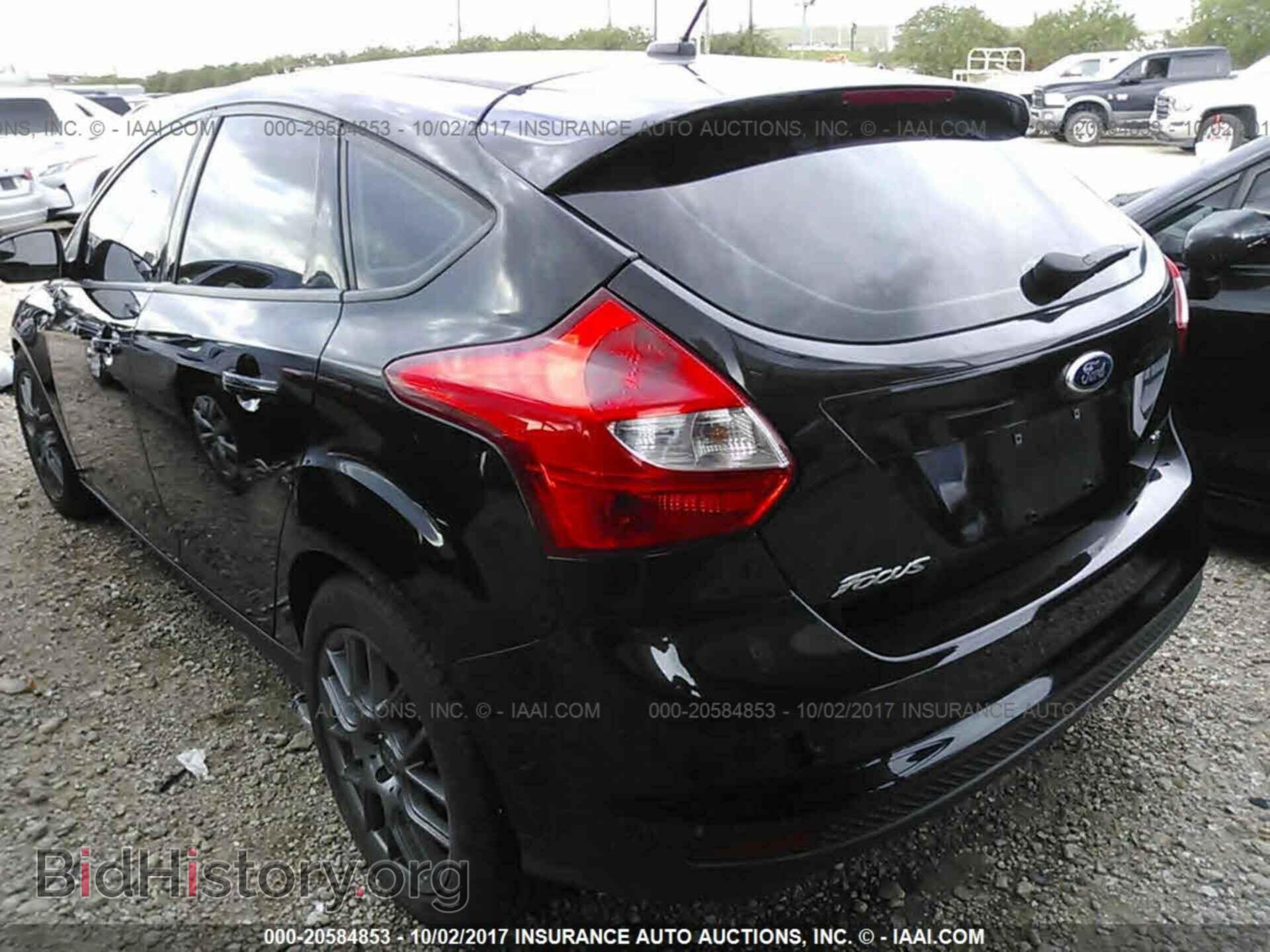 2014 Ford Focus - VIN: 1FADP3K26EL334591 - Photo 3