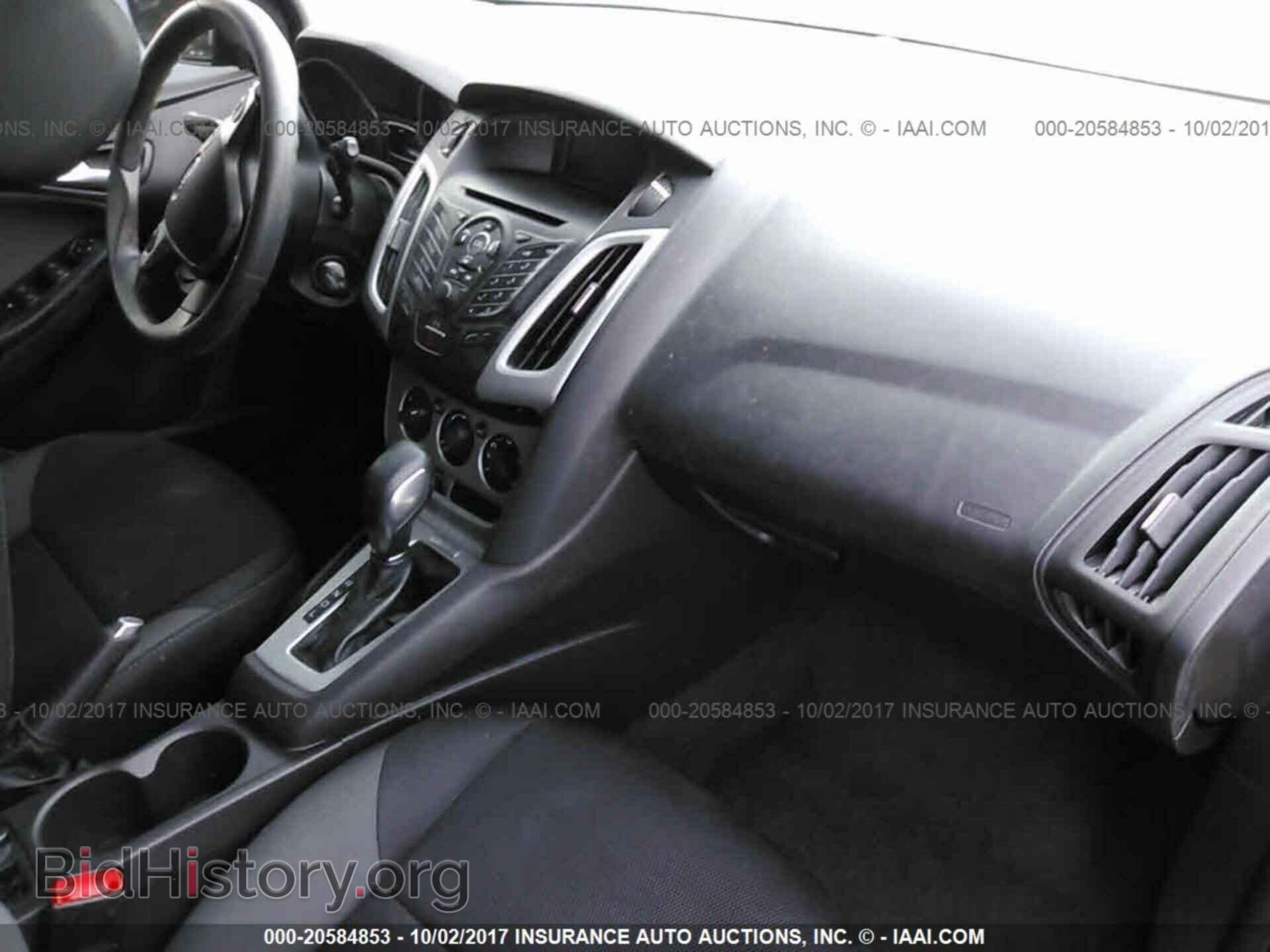 2014 Ford Focus - VIN: 1FADP3K26EL334591 - Photo 5