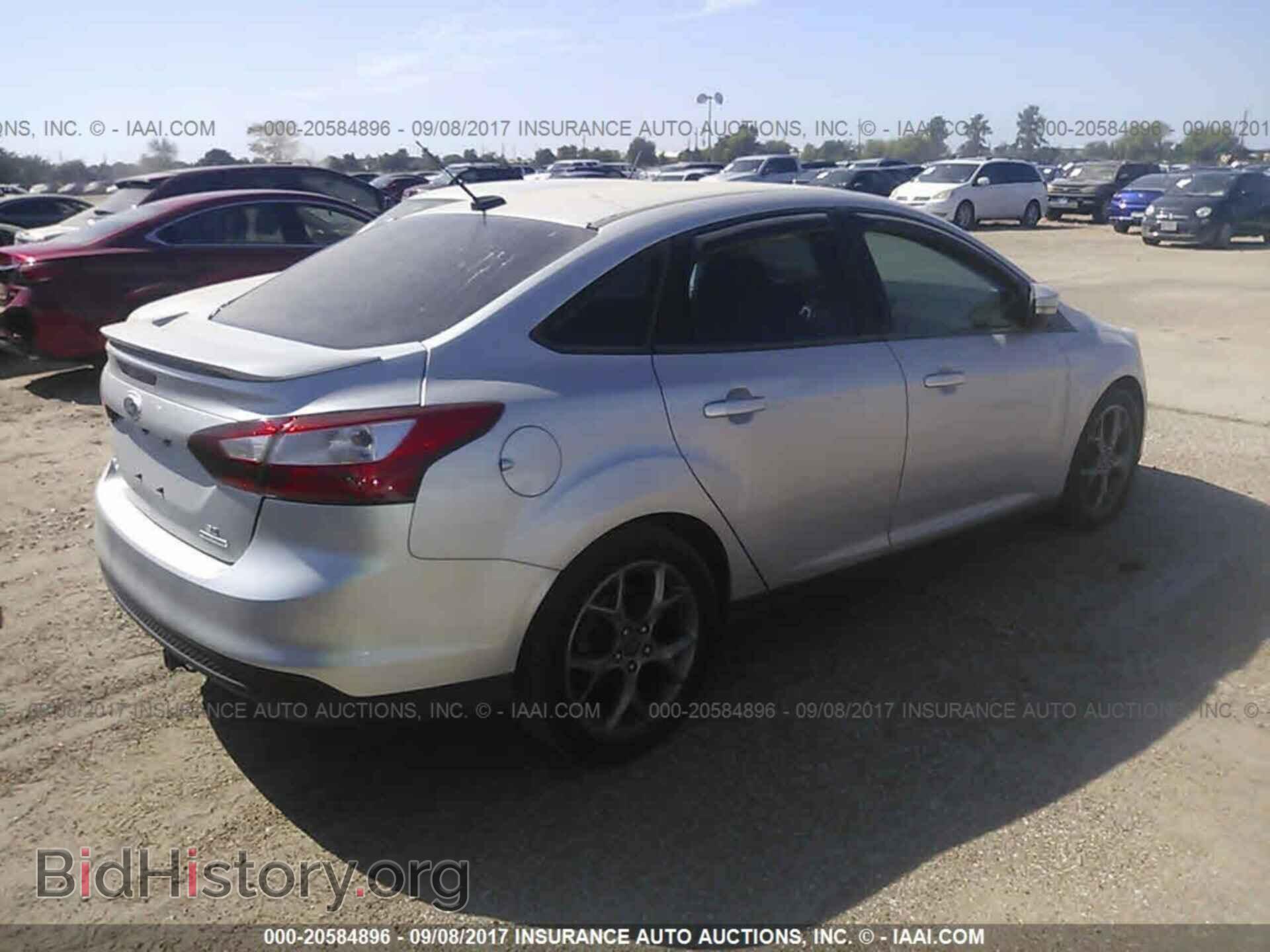 2013 Ford Focus - VIN: 1FADP3F23DL118111 - Фото 4