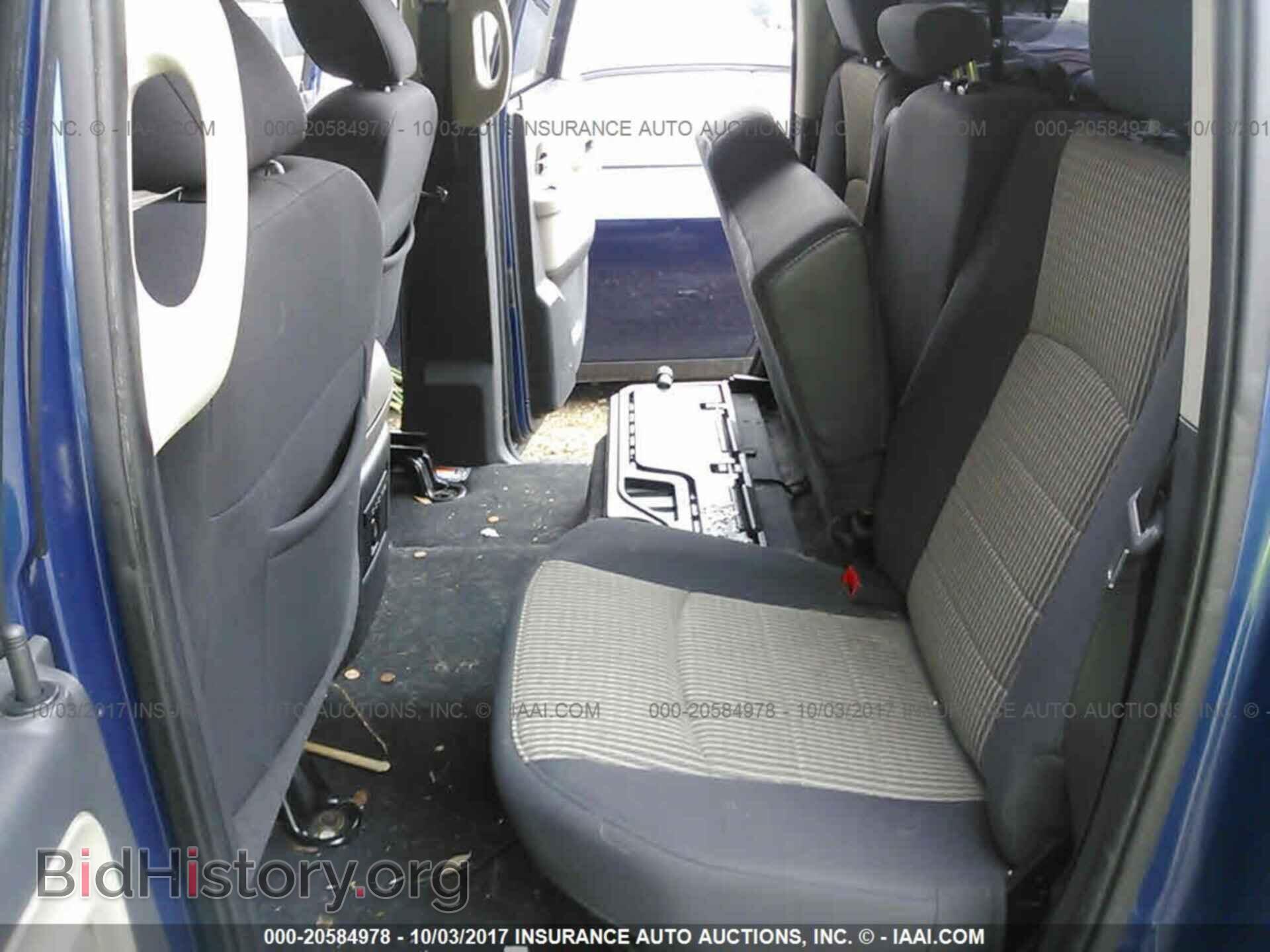 2011 Dodge Ram 1500 - VIN: 1D7RB1GP0BS702746 - Фото 8